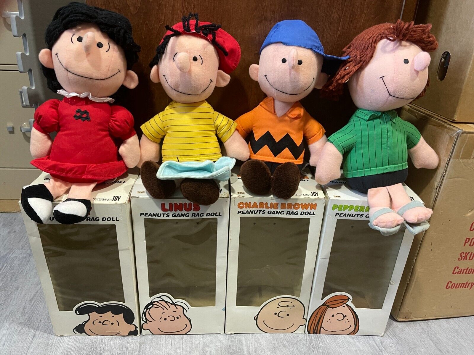 Rare Peanuts Gang Rag Doll Set Charlie Brown Linus Lucy Peppermint Patty MIB WOW