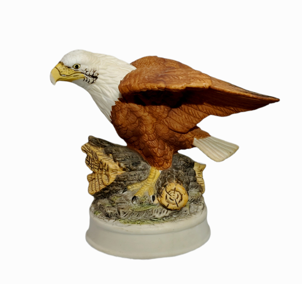 Royal Heritage Bald Eagle Figurine Americana Birds In Flight Collection Limited
