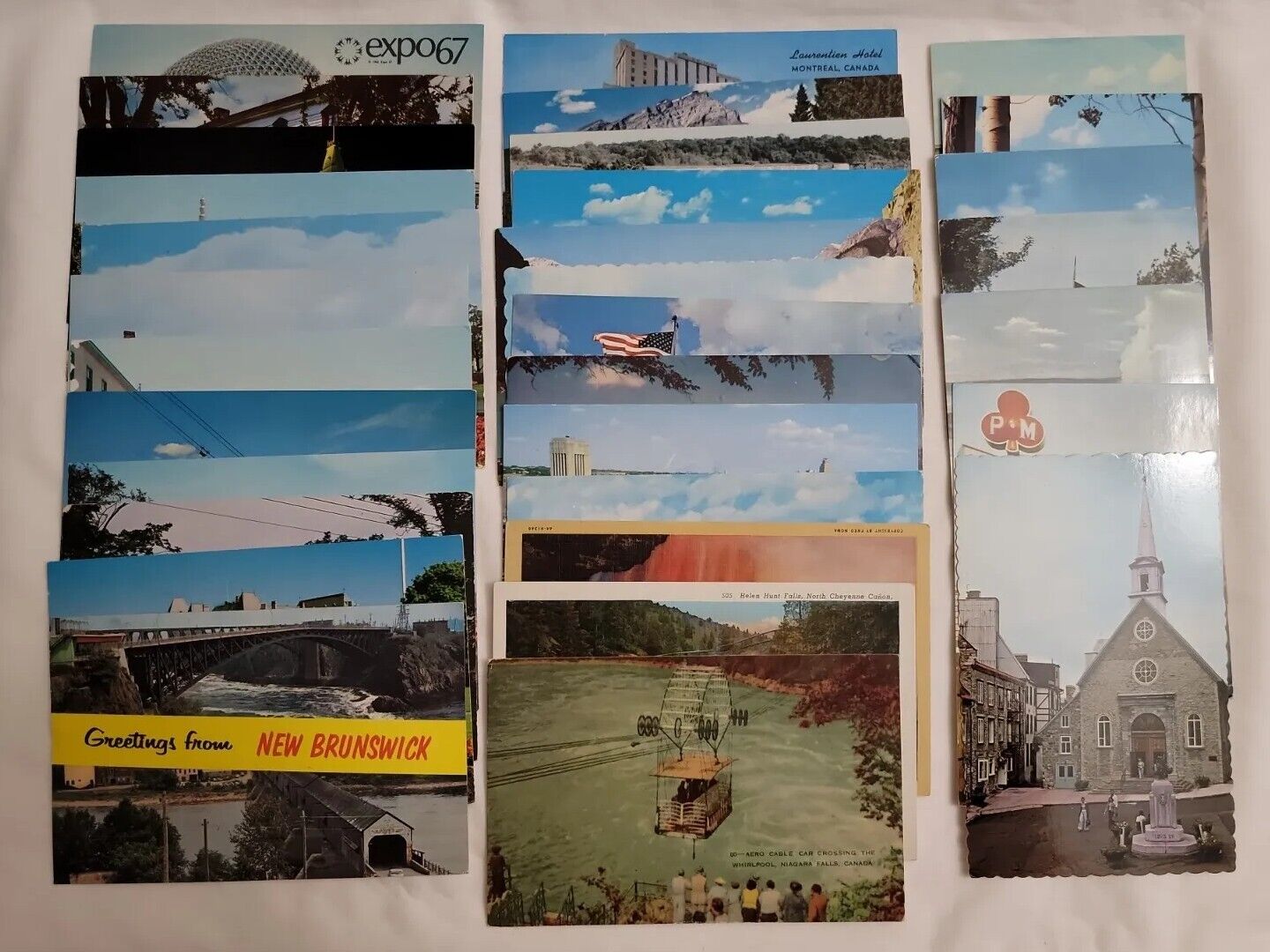 Vintage Lot Of 35 Canada Postcards Camp Landscapes Hotel Cable Car Church Falls 
