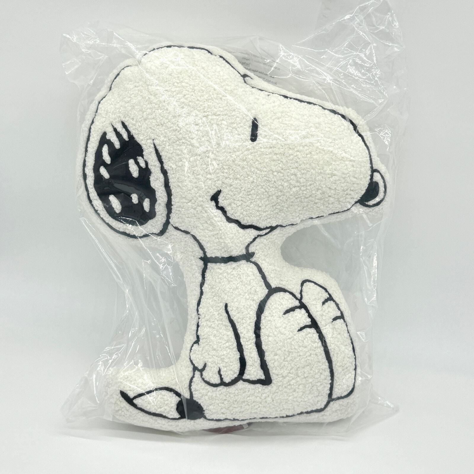 Peanuts Snoopy Shaped 17” Embroidered Ivory Sherpa Accent Throw Pillow New 
