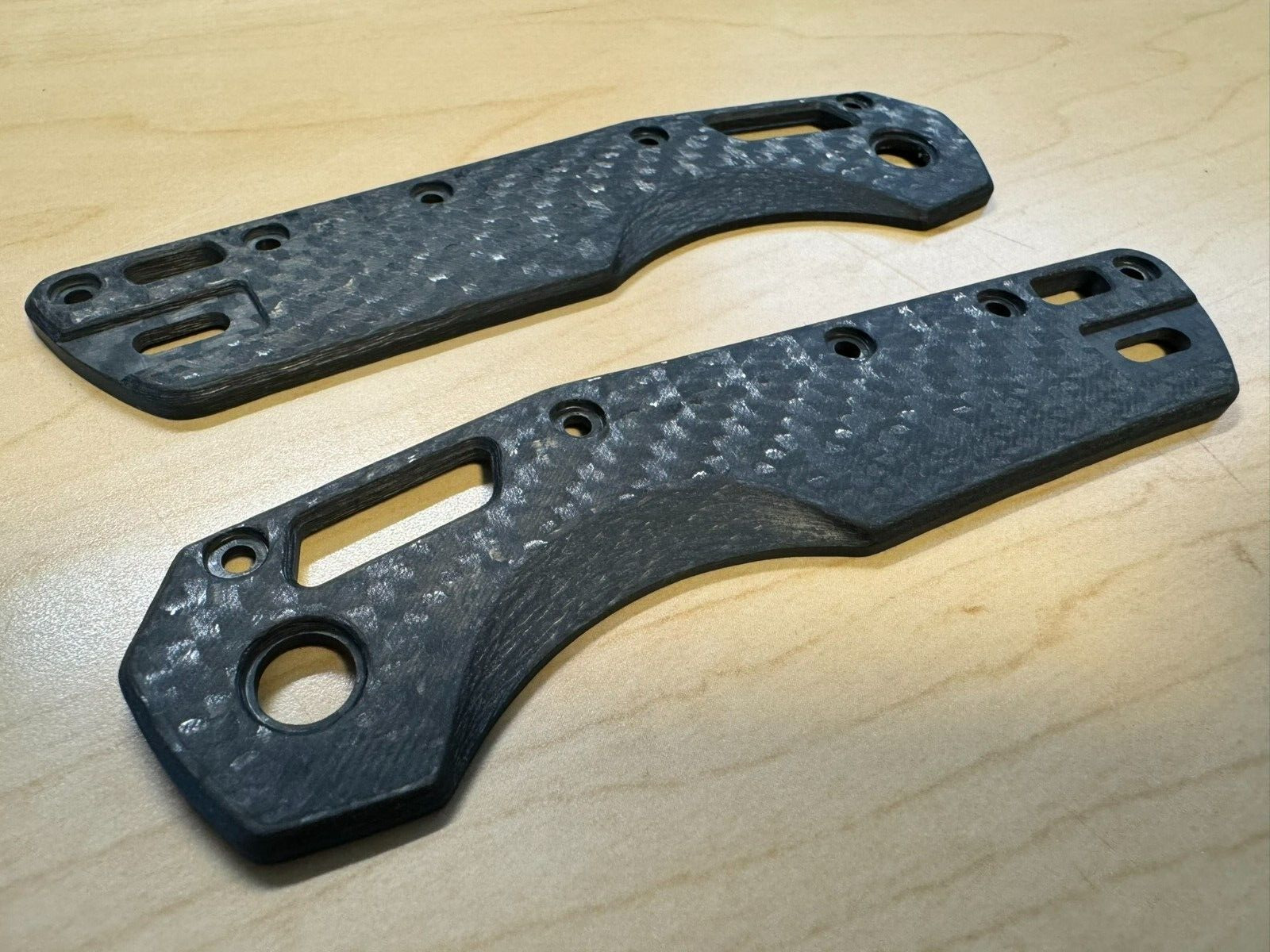 Carbon Fiber Scales for Microtech MSI - Votix CF Scales