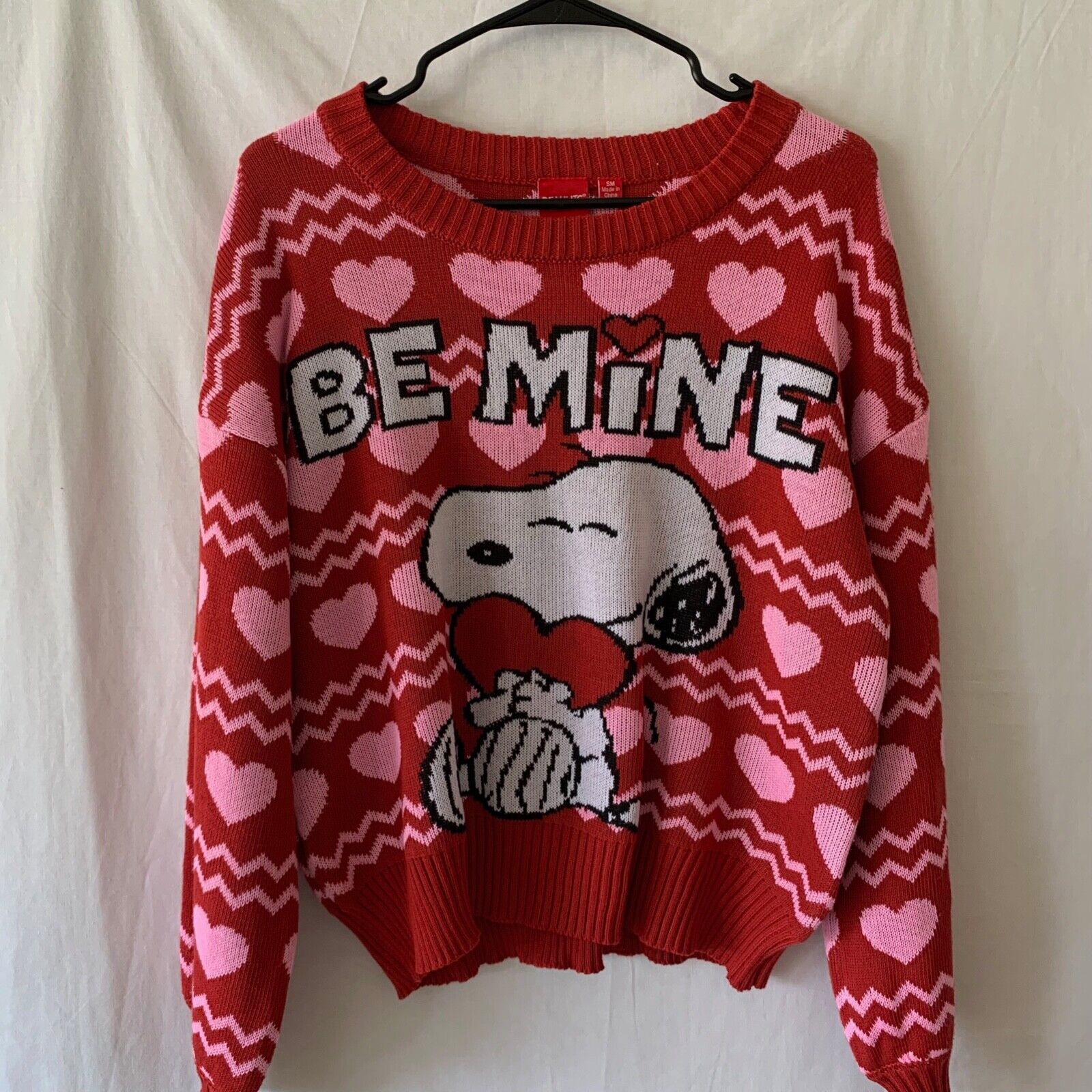 Snoopy Peanuts Be Mine Sweater Valentine Size Small Warm