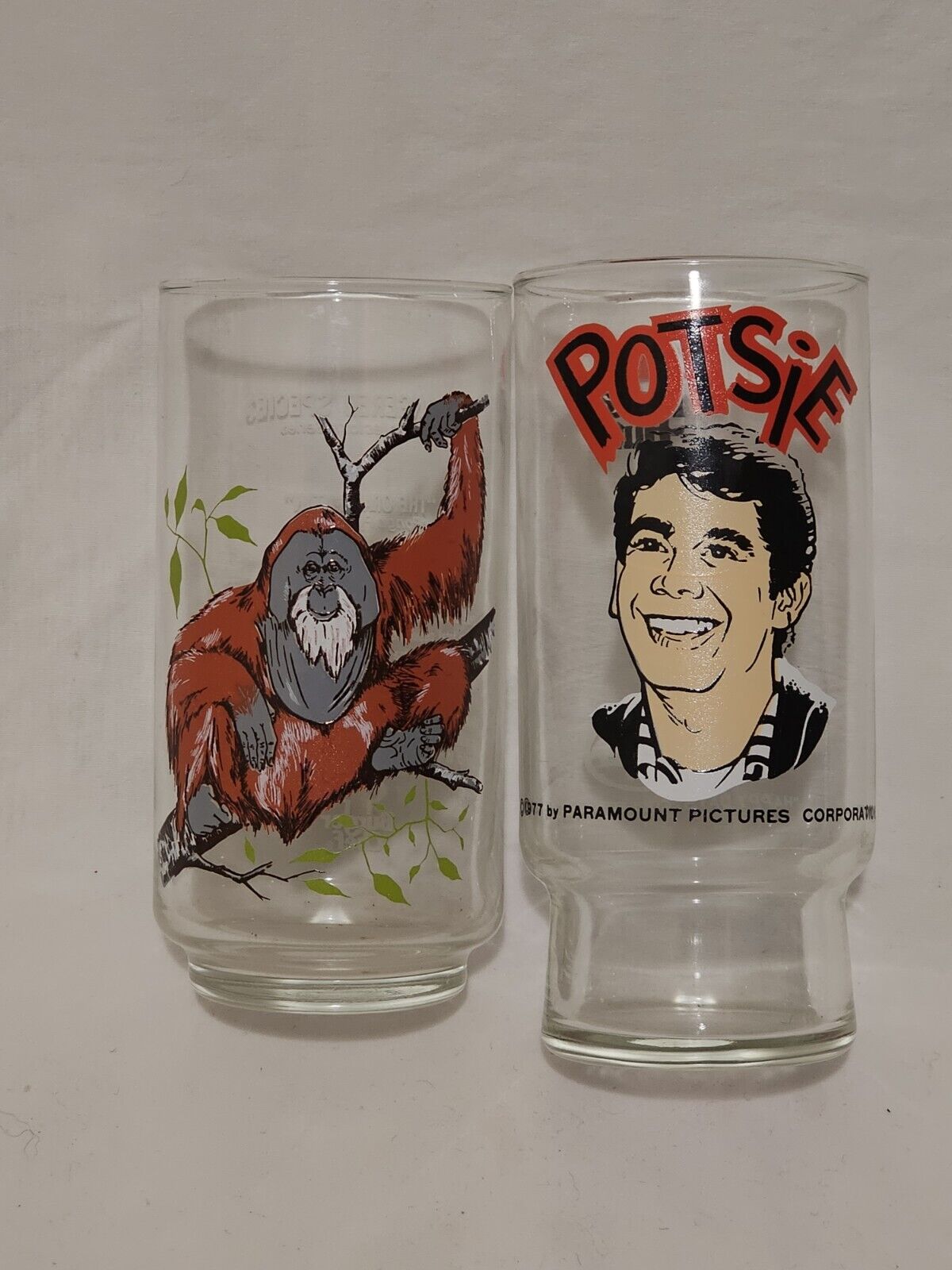 Vtg 1977 Pizza Hut Happy Days Potsie Glass & Endangered Species Orangutan Glass