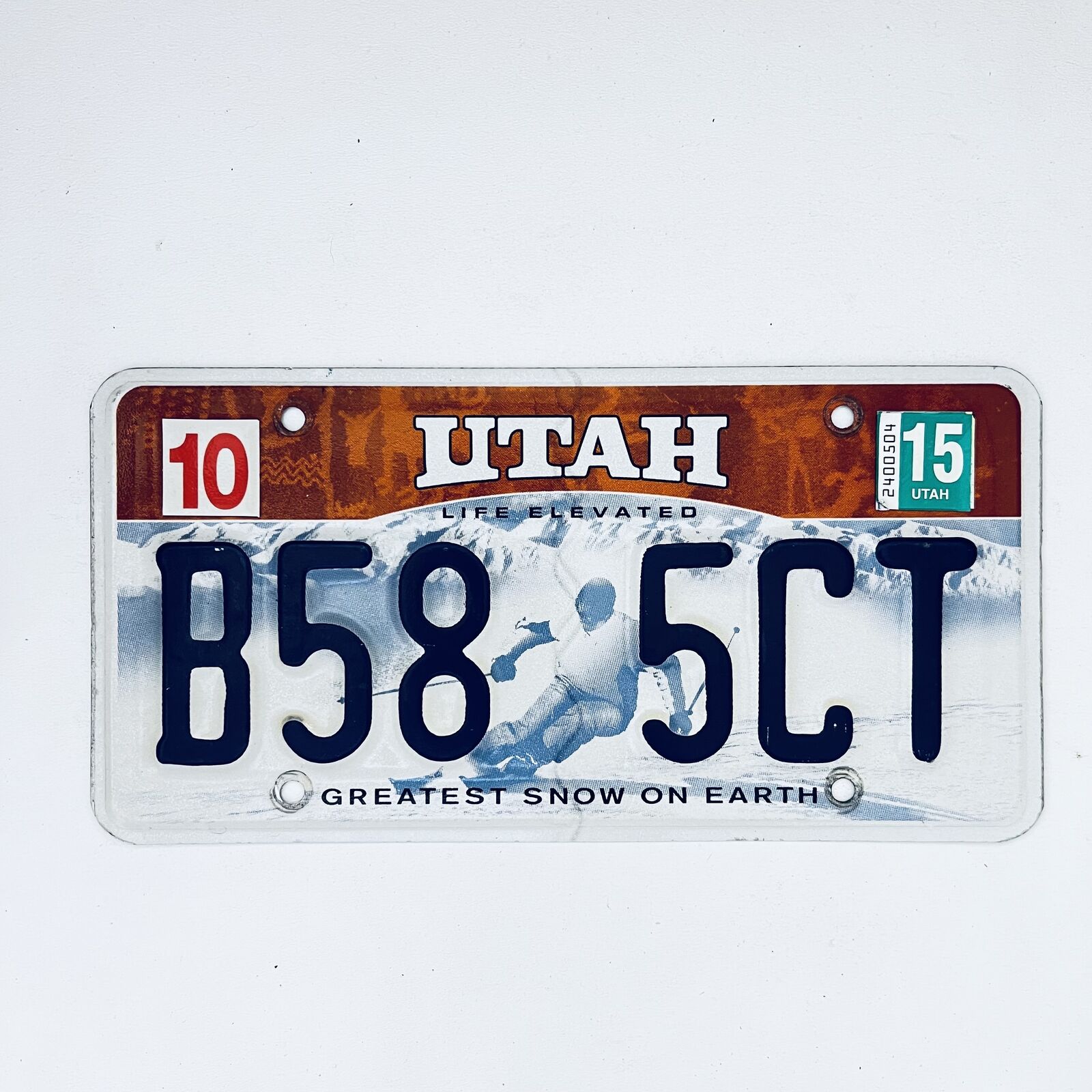 2015 United States Utah Greatest Snow On Earth Passenger License Plate B58 5CT