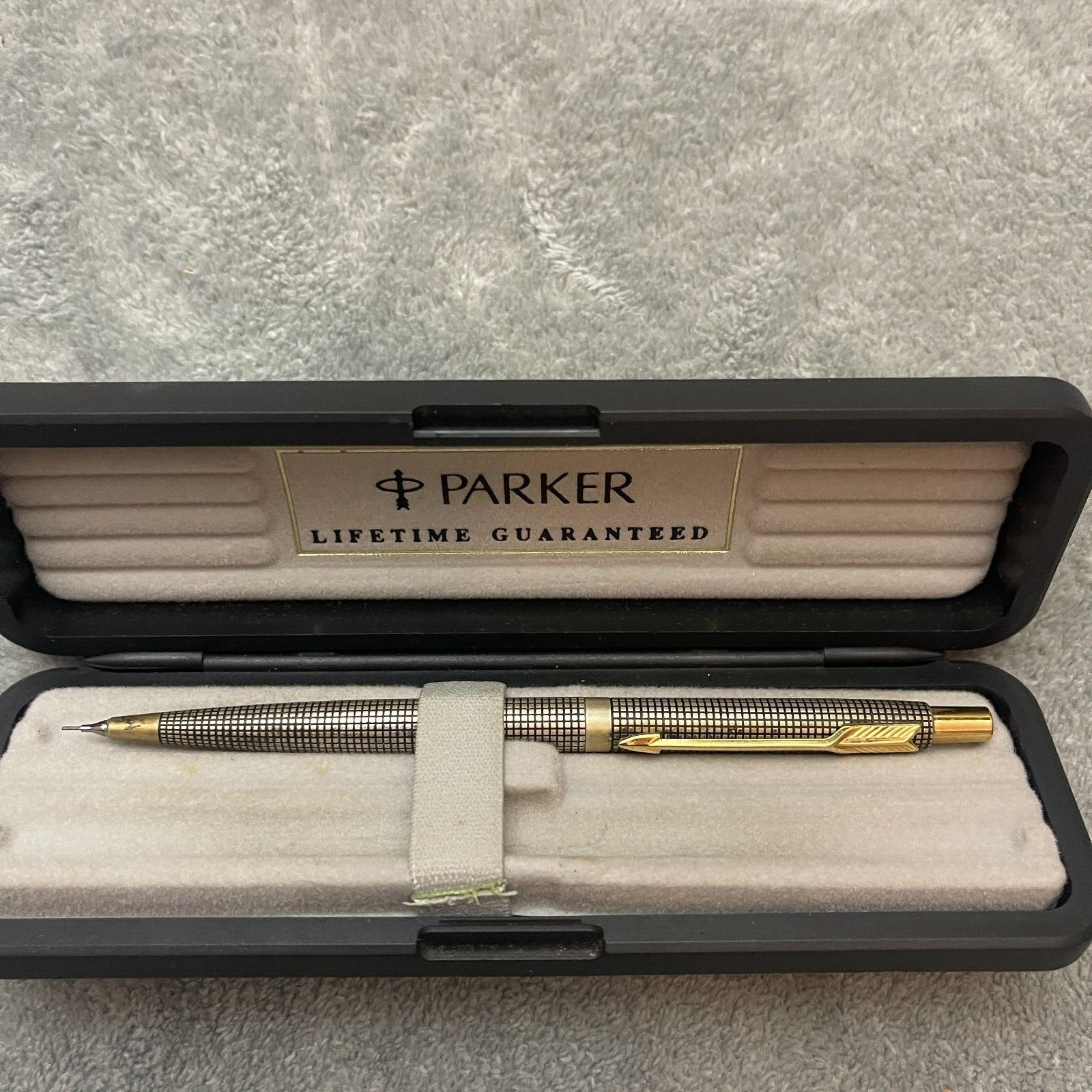 Vintage Parker Sterling Silver Cap & Barrel Cisele Mechanical Pencil