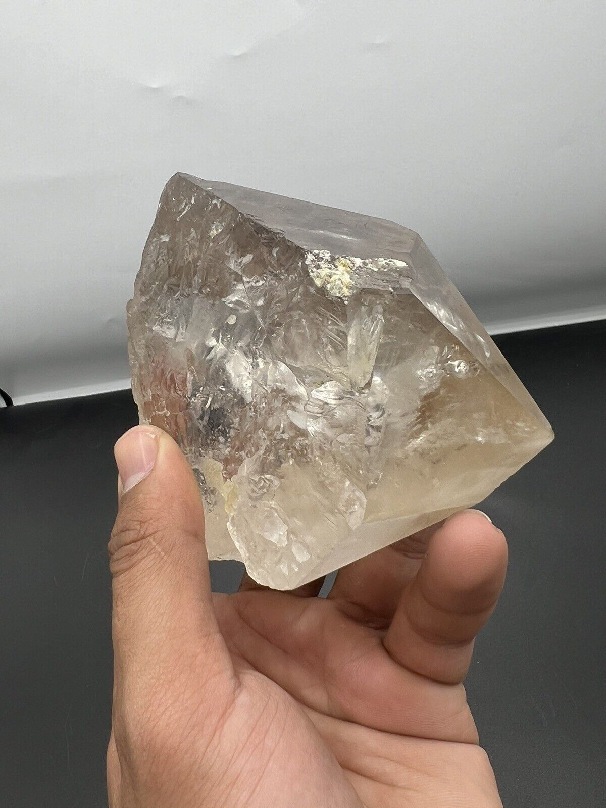 smoky quartz 624 Grams