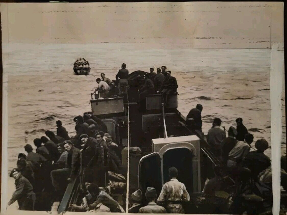 WW2, Original Press Photo, Allies Landing In Greece, 1944, 6x8