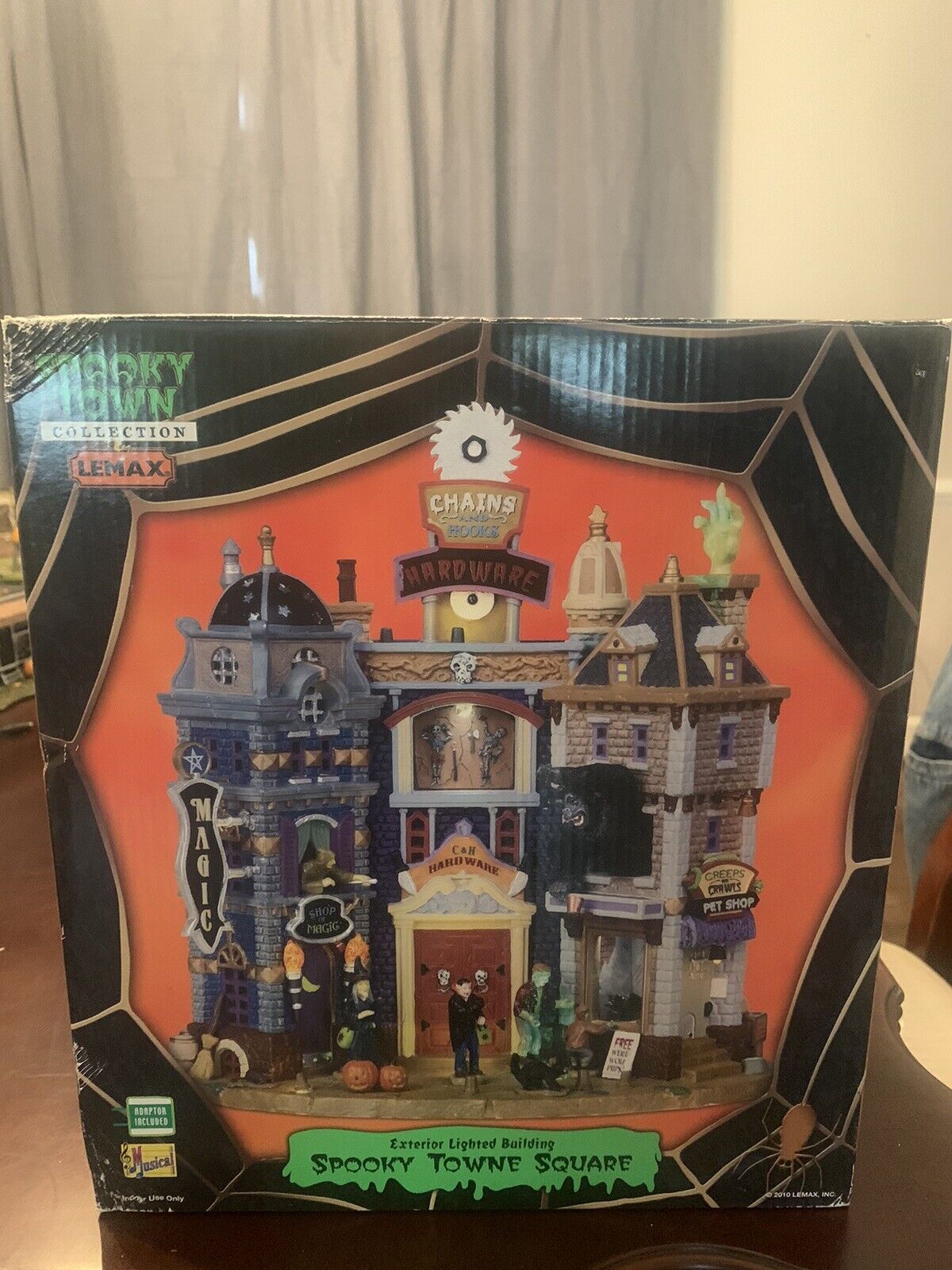 Lemax Spooky Town Towne Square-RARE