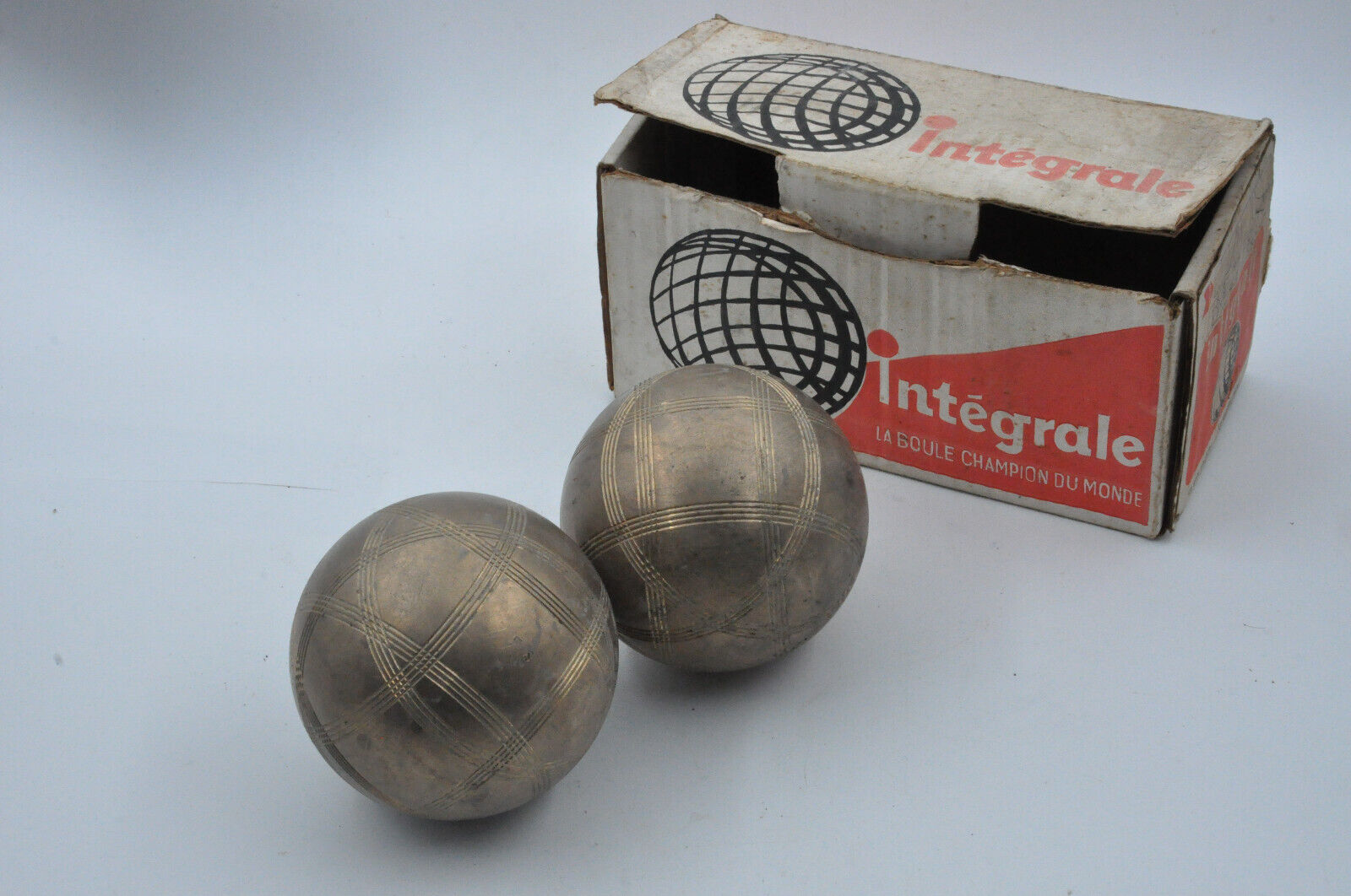 Antique Pair Of Balls Of Long Lyonnaise Integrale Collection Petanque 1