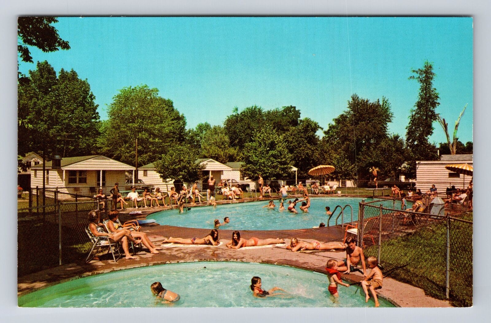 Vermilion OH-Ohio, Peck\'s Vacation Cottages, Pool, Advertising, Vintage Postcard