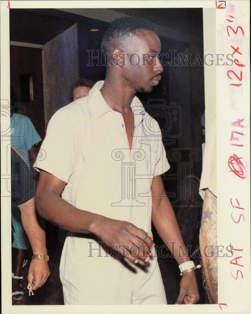 1989 Press Photo Claywell Daundre Richard in court for capital murder trial.