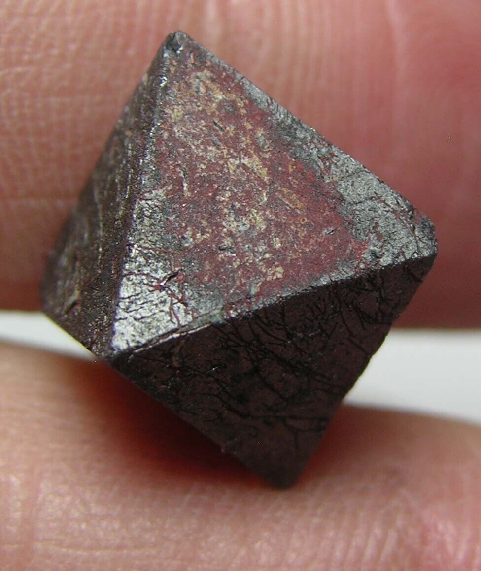 #31 Pakistan 22.75ct Natural Octahedron Magnetite Crystal Specimen 4.55g 16mm