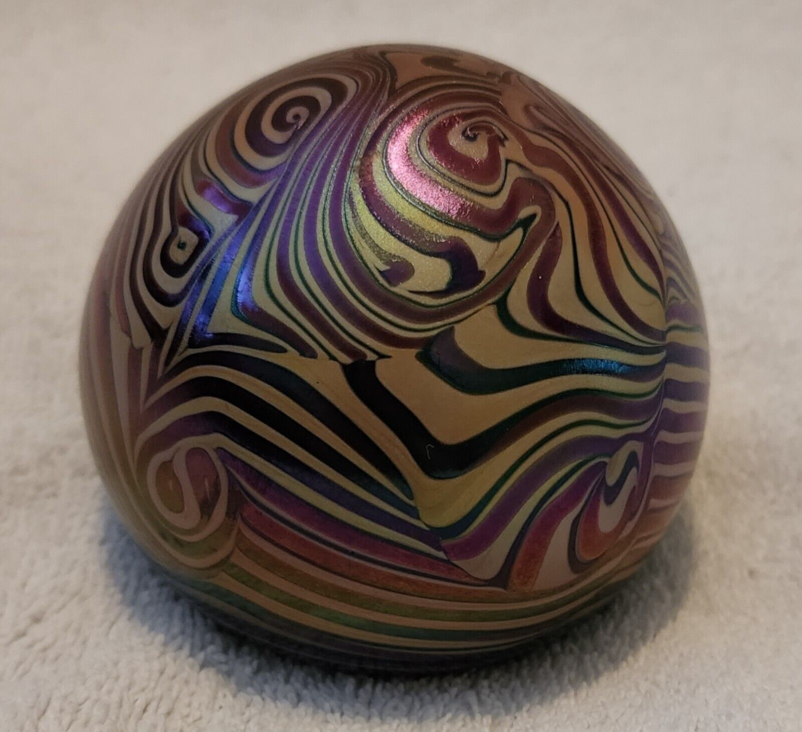 NOUROT DAVID LINDSAY MULTI-COLOR IRIDESCENT SWIRL ART GLASS PAPERWEIGHT - SIGNED