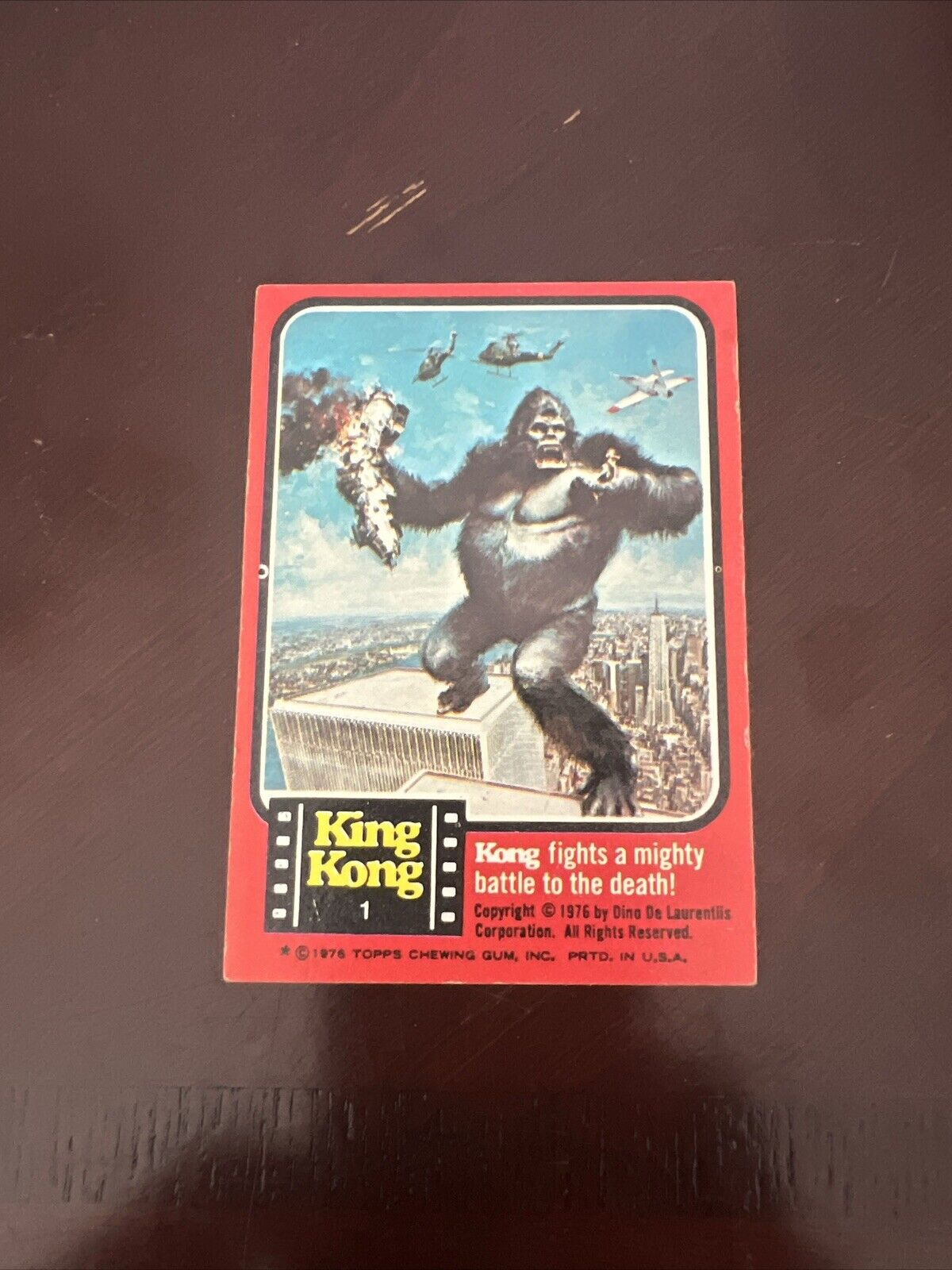 VINTAGE 1976 Topps KING KONG MOVIE TRADING CARDS RARE CARD #1 IN Excellent Cond.