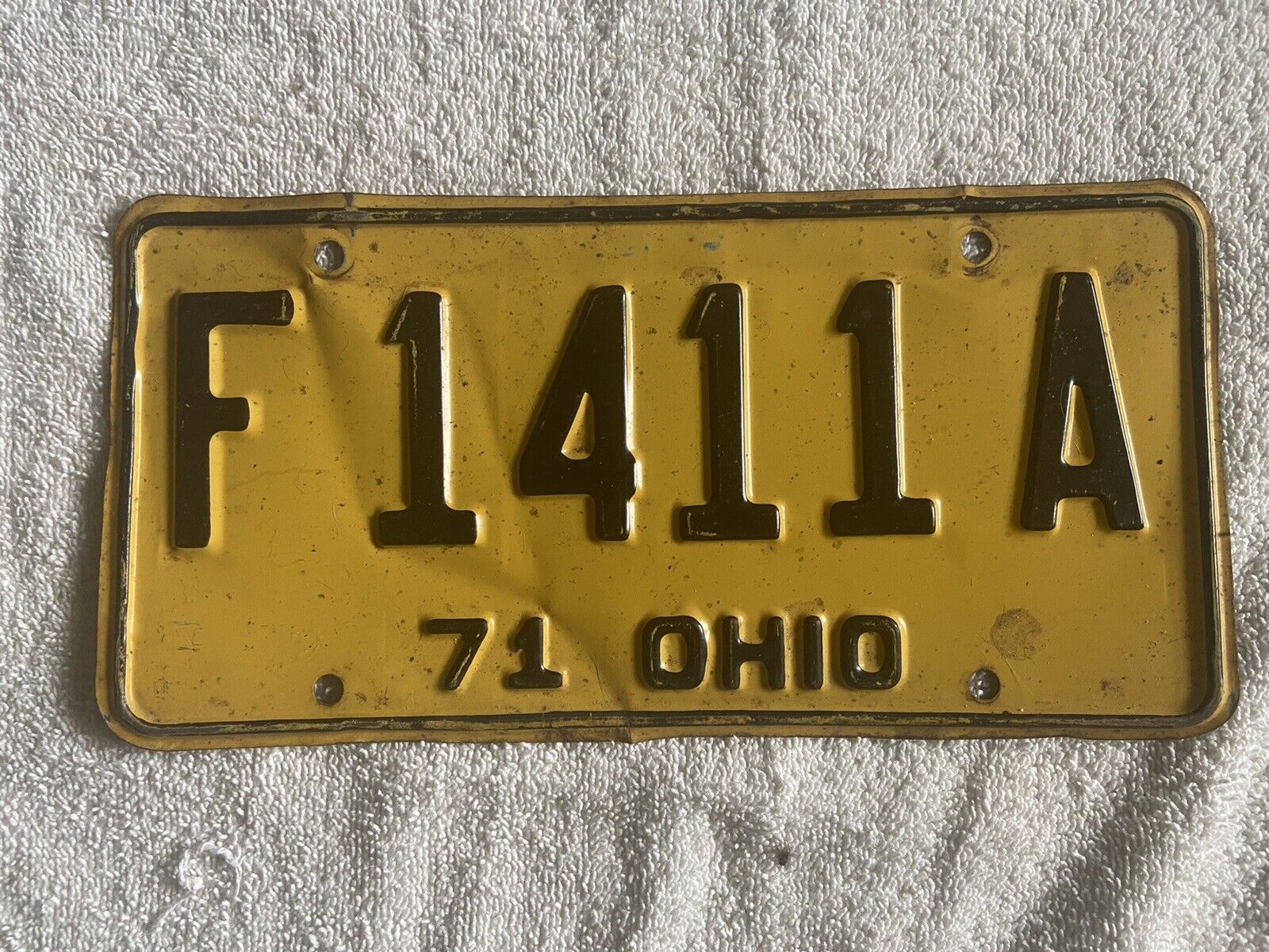 Bent VINTAGE 1971 OHIO LICENSE PLATE See My Other Plates