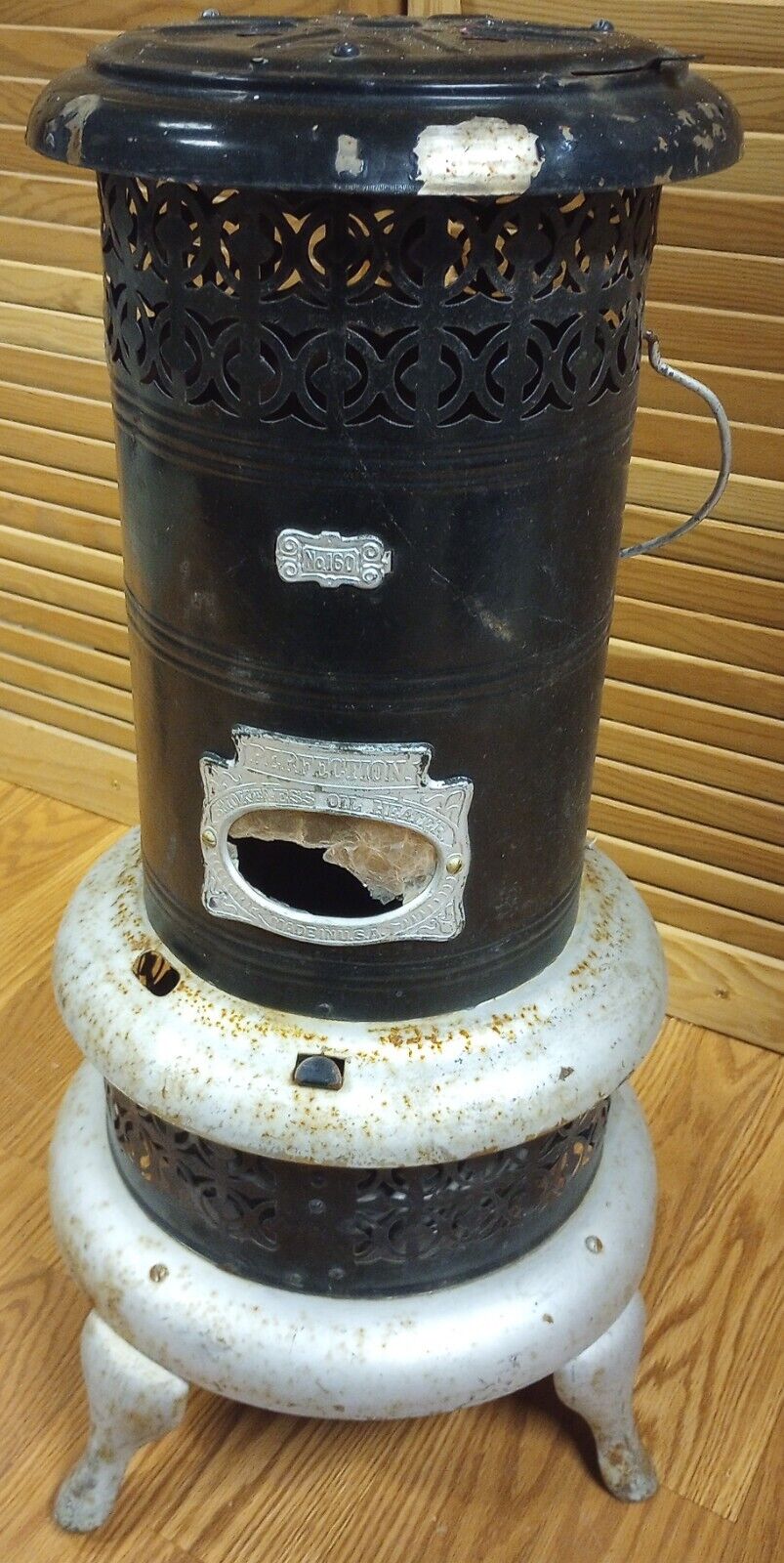 Perfection Smokeless Kerosene Oil Heater Cabin Parlor Stove USA No-160