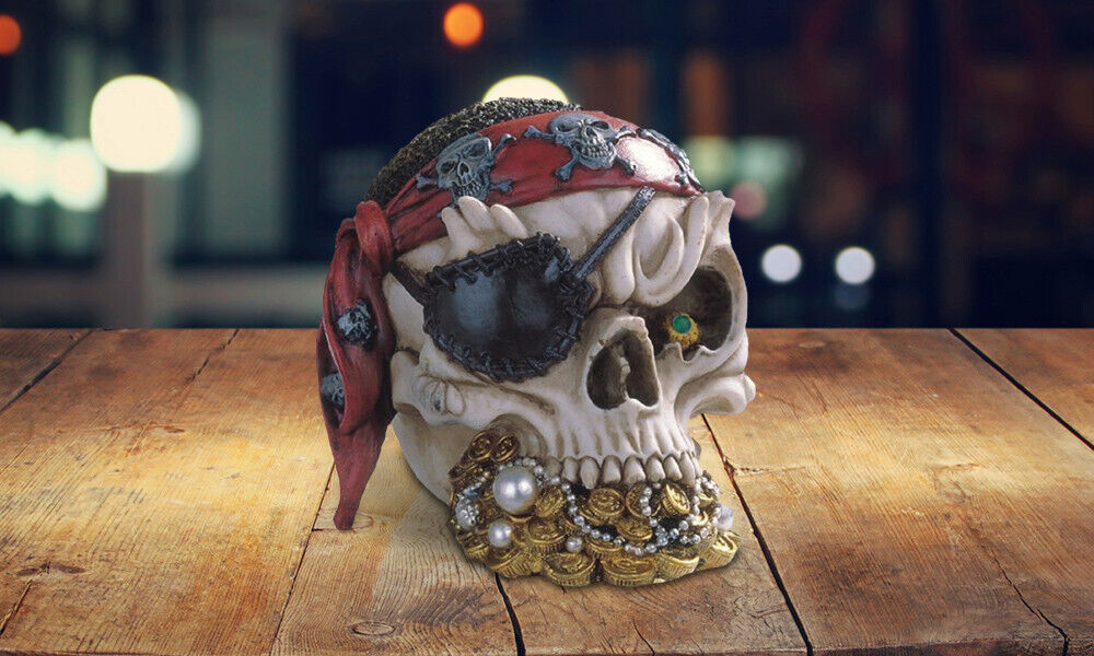 Gothic Pirate Skull w/Bandana 3.75\