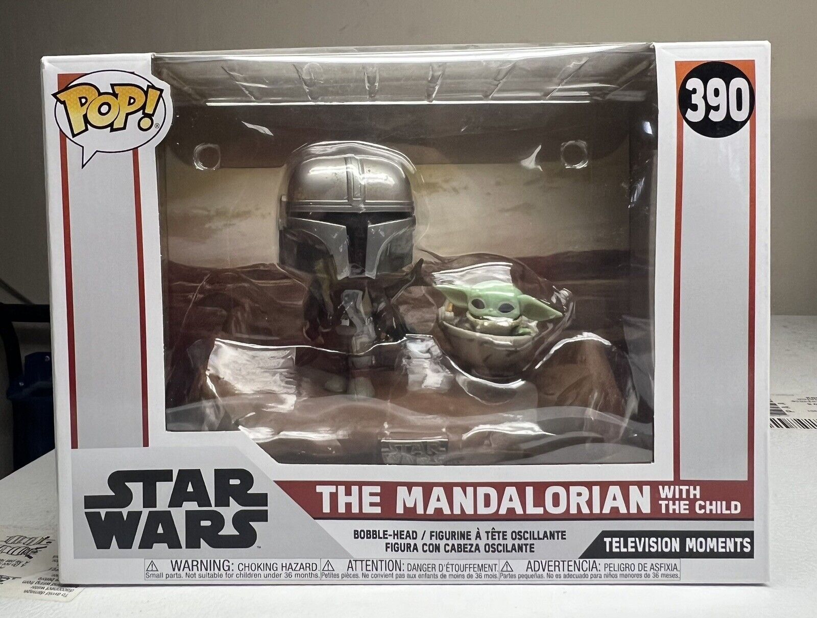 Funko Pop Moments: Star Wars - The Mandalorian with The Child #390