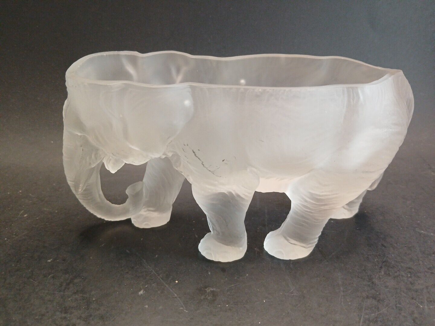 Frosted Glass Elaphant Planter