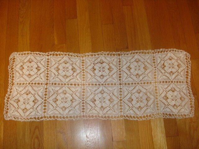 Vintage ivory lace crochet dresser scarf, table runner 12\