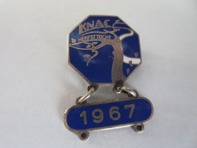 Vintage 1967 KNAC Herfsttocht Rally Race Car Pin Badge European 