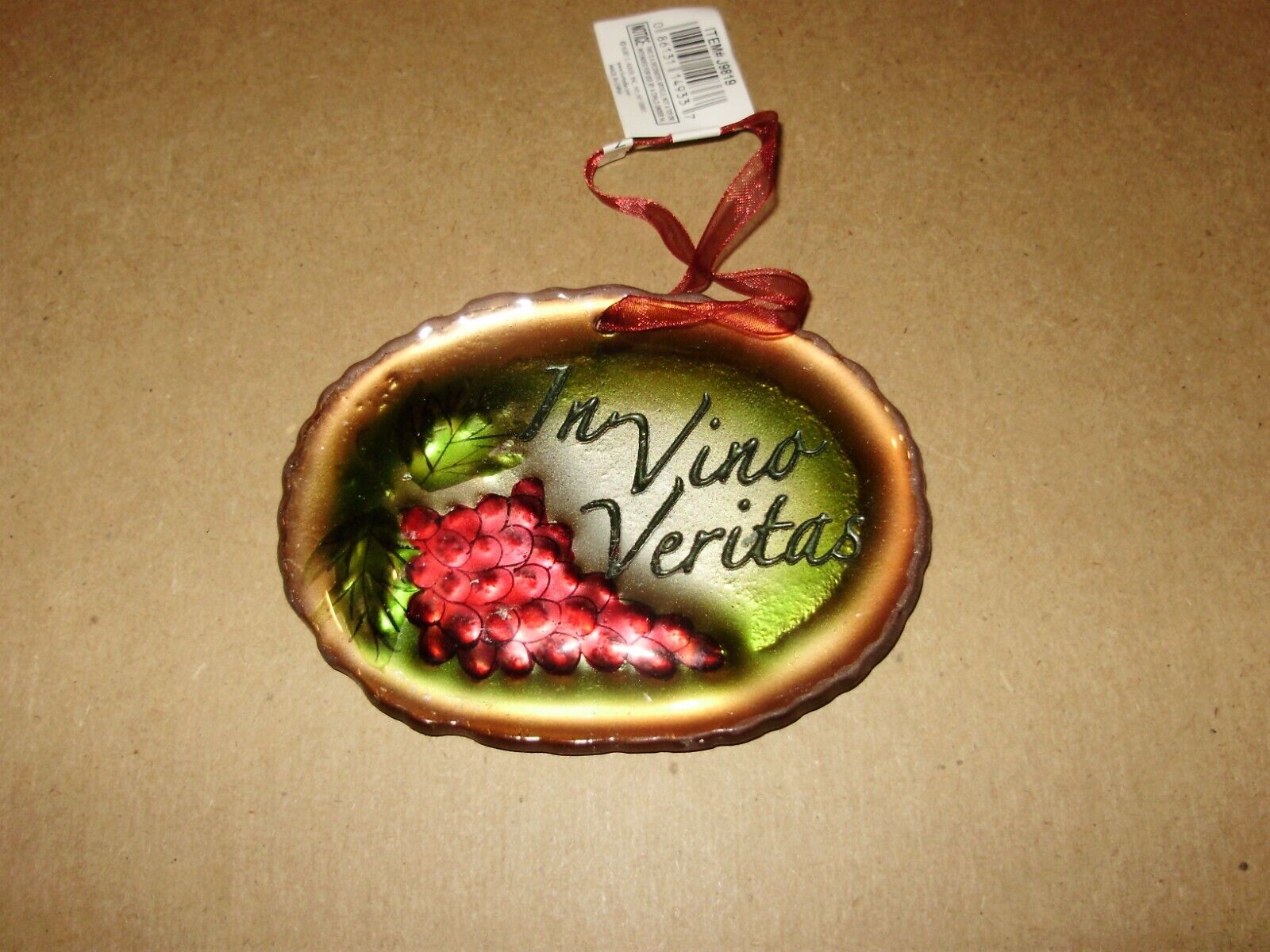 Christmas Ornament, In Vino Veritas, Grape Wine Theme, Glass, New with Tags