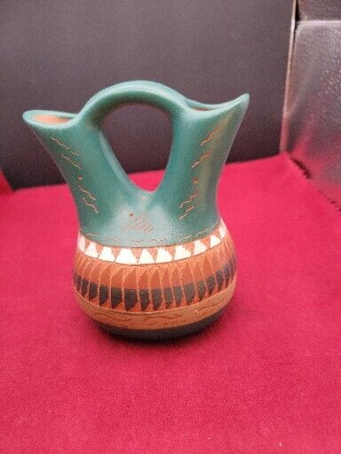 Native American Navajo Pottery Handmade Etched Red Clay wedding Vase, Signed .