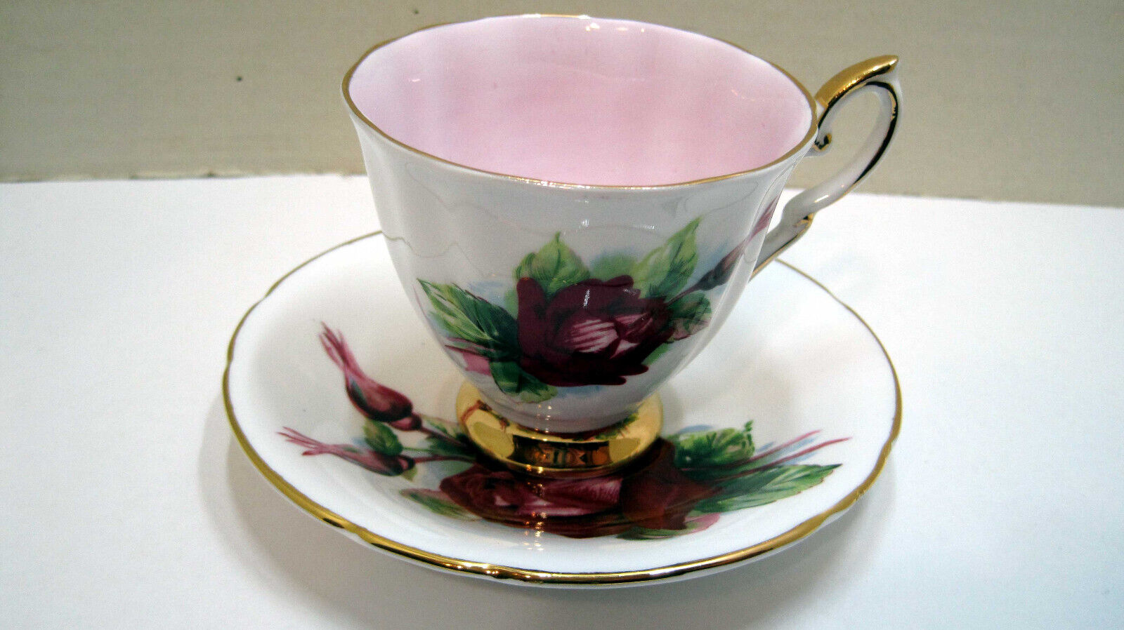 VTG Paragon Cup & Saucer Six World Famous Roses Grand Gala by Harry Wheatcroft