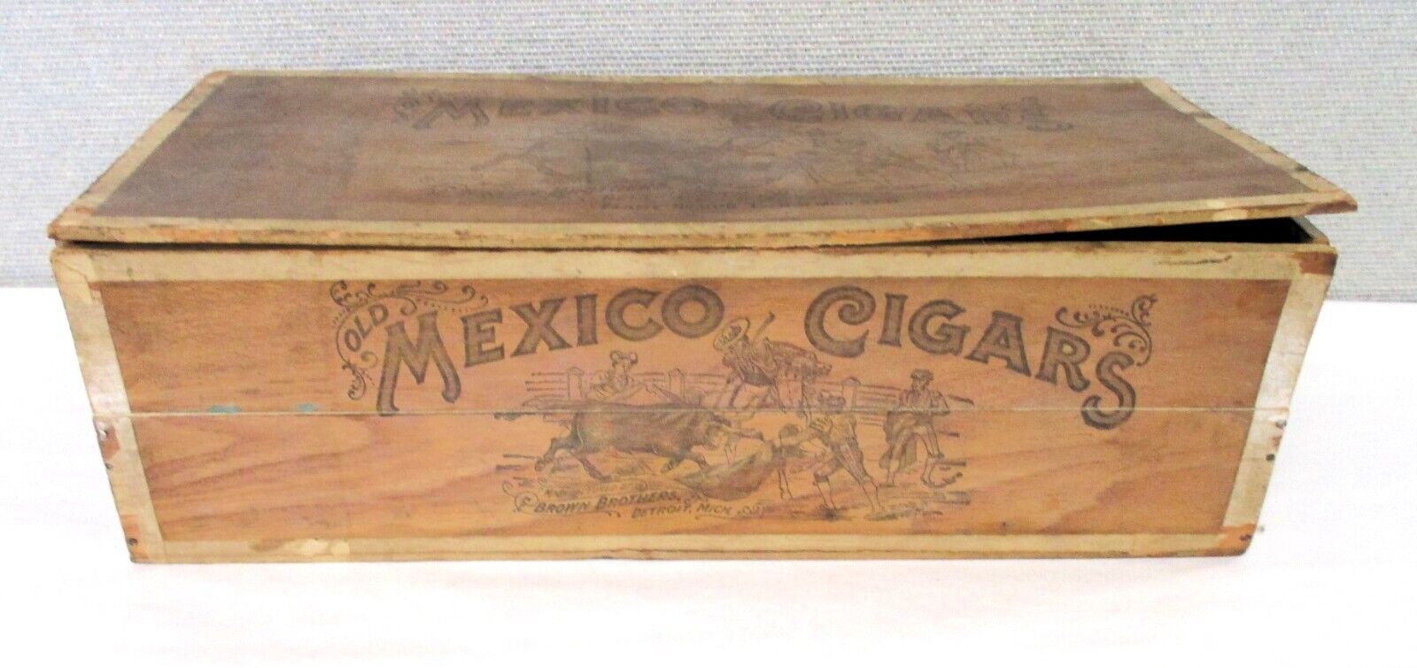 1879-1920 OLD MEXICO CIGARS STORE DISPLAY WOODEN BOX WITH CALVERT LITHO CO LITHO