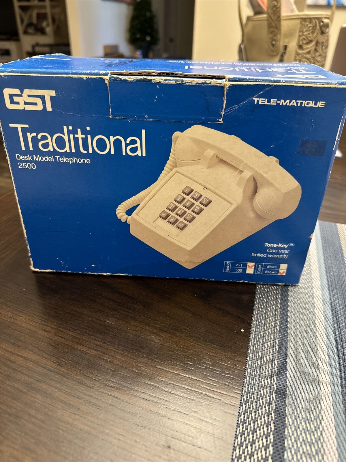 Vintage GST Traditional Desk Model K-1 Telephone 2500 Brown BOX