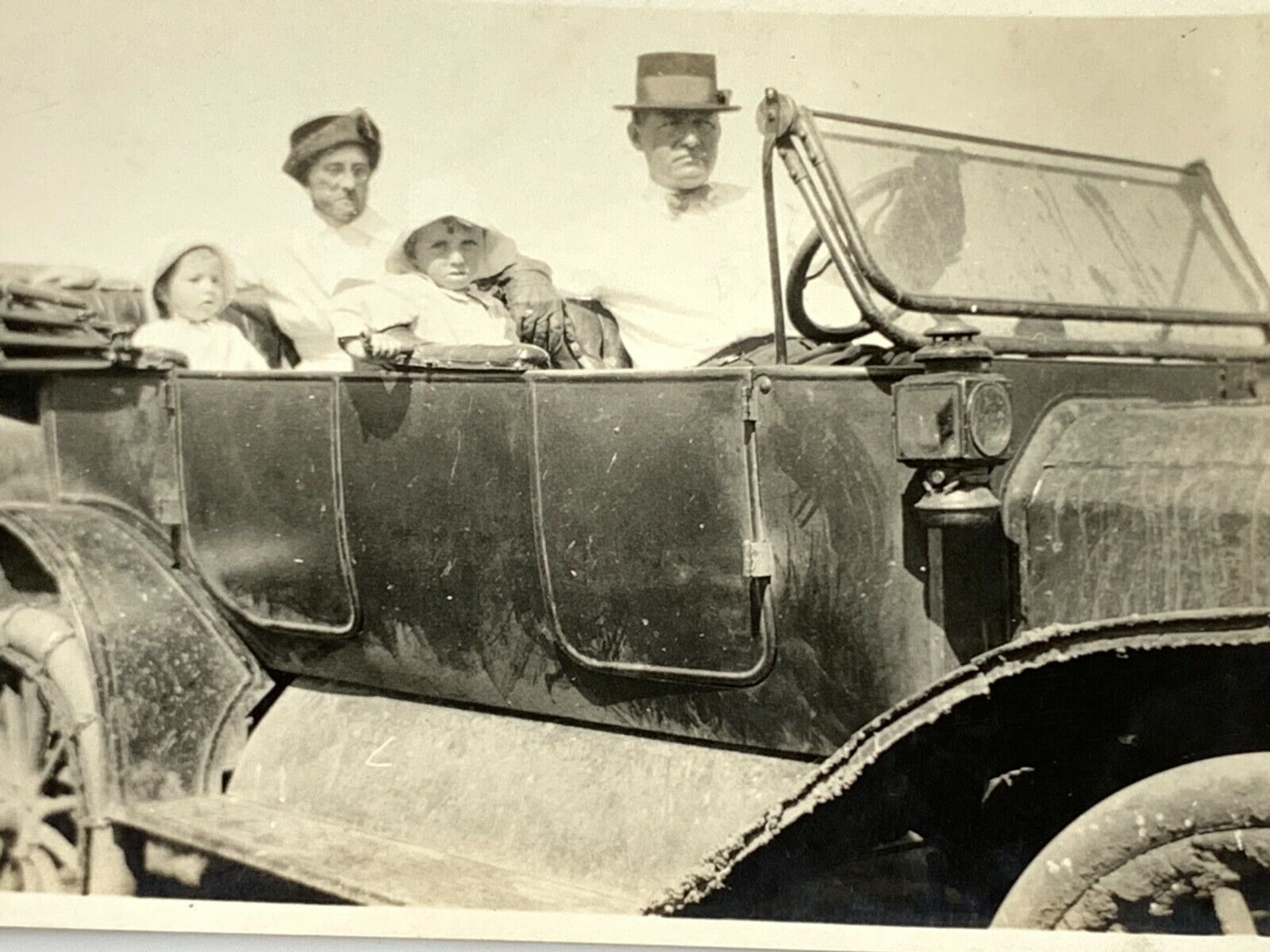 C4) Found Photo Photograph Early Old Convertible Car Woman Kids Lanterns