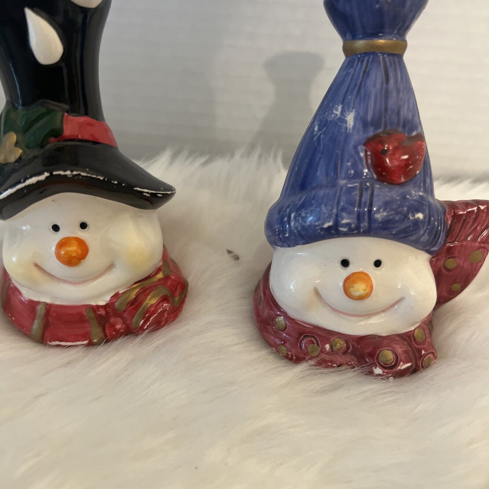 Vintage ceramic Christmas Snowmen  salt and pepper shaker 4.5 In Tall
