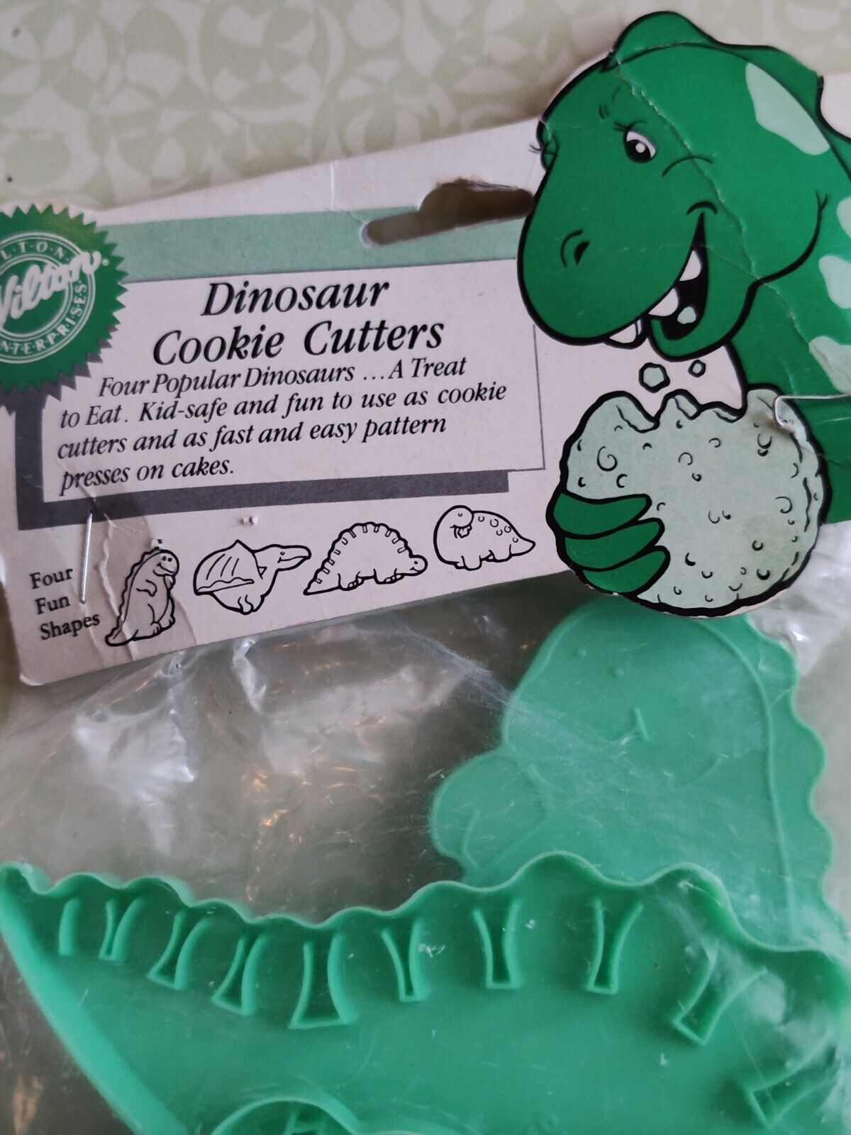 Vintage 1987 Wilton Dinosaur Plastic Cookie Cutter Set Of Four New
