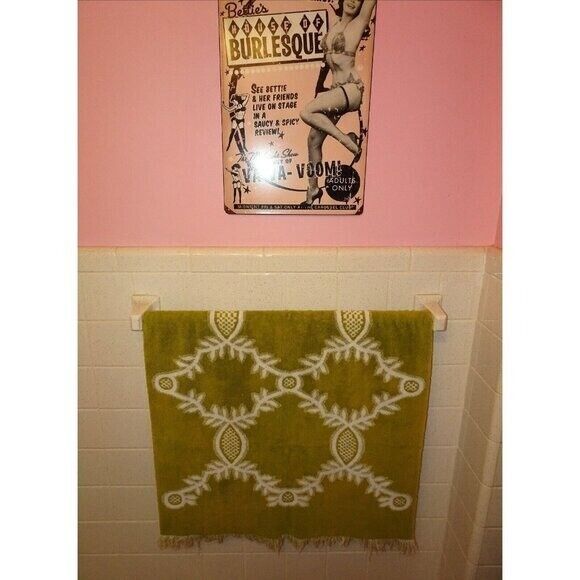 Vintage Sears Avocado Green & White Reversable Bath Towel 1970s mcm bathroom