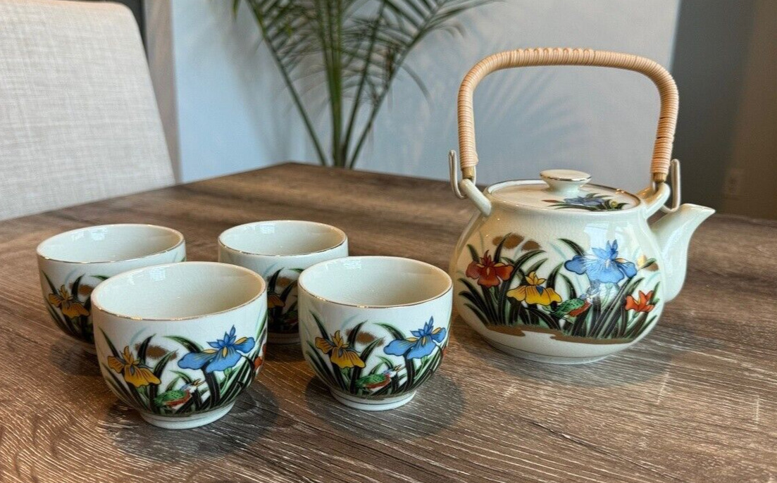 Set of 5 Japanese MCI Teapot with Cups.