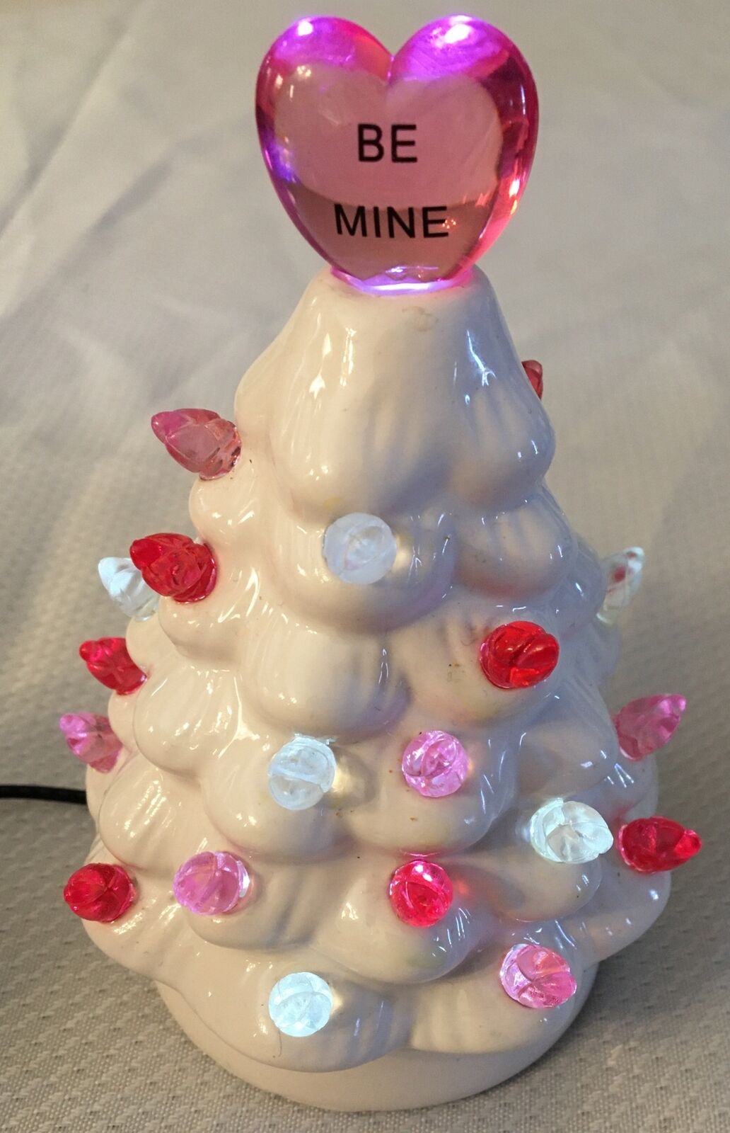Adorable Mr. Christmas LIGHTED CERAMIC Valentine\'s DECOR PINK Heart Mini Tree~5\