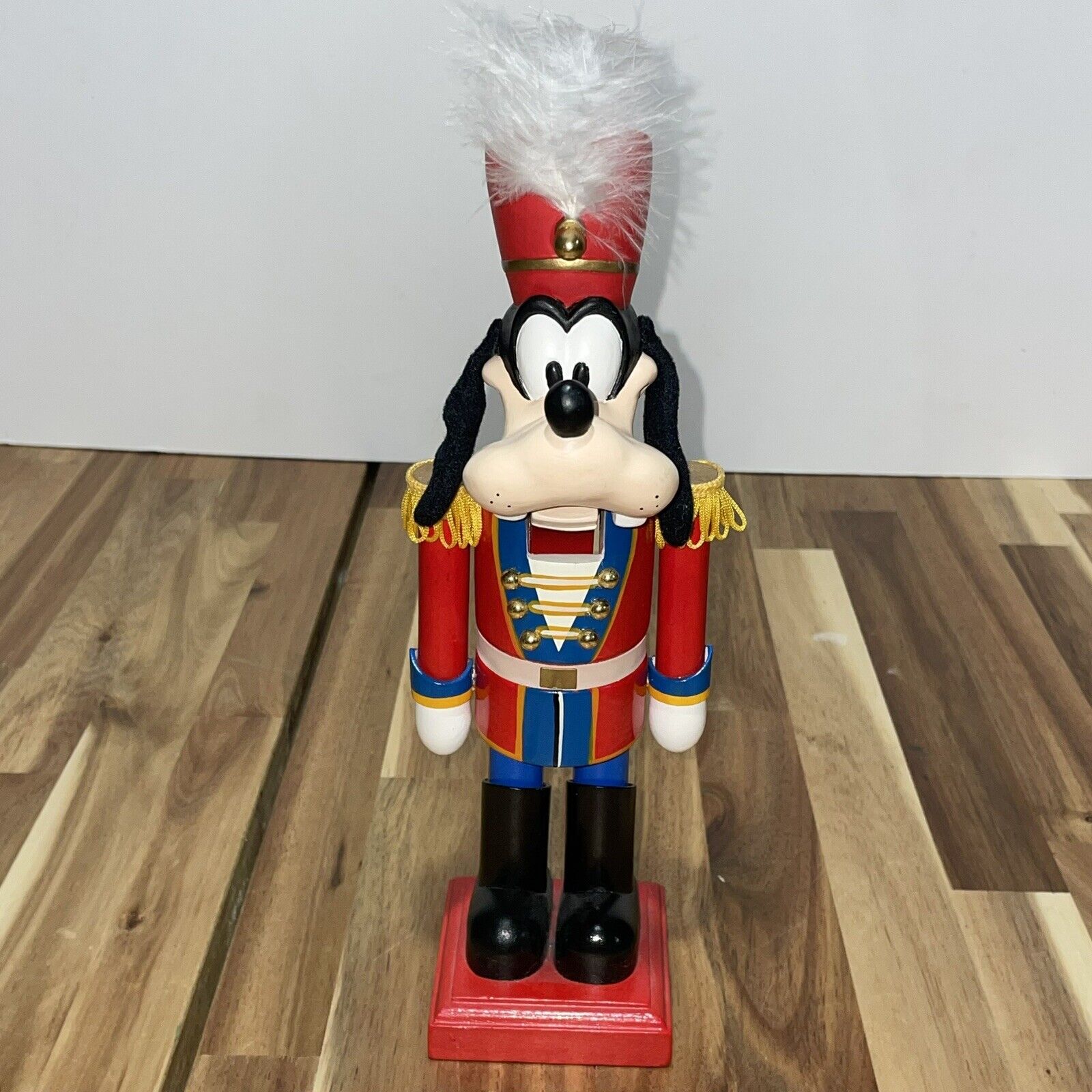 Disney’s Christmas Collection GOOFY Nutcracker Marching 1990s