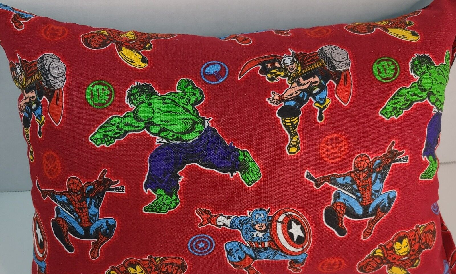 NEW Iron Man Hulk Thor Spiderman Capt America + Travel Play Pillow Collectible