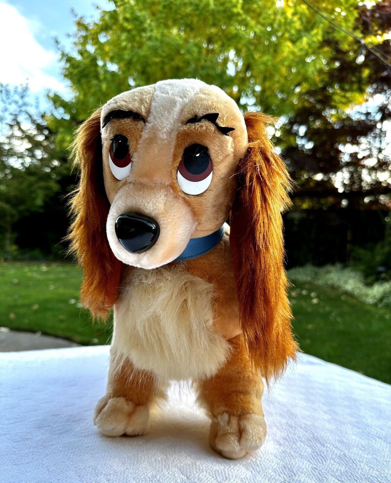 Disney world Vintage Lady (and the Tramp) 14 inch immaculate Plush stuffed Dog.