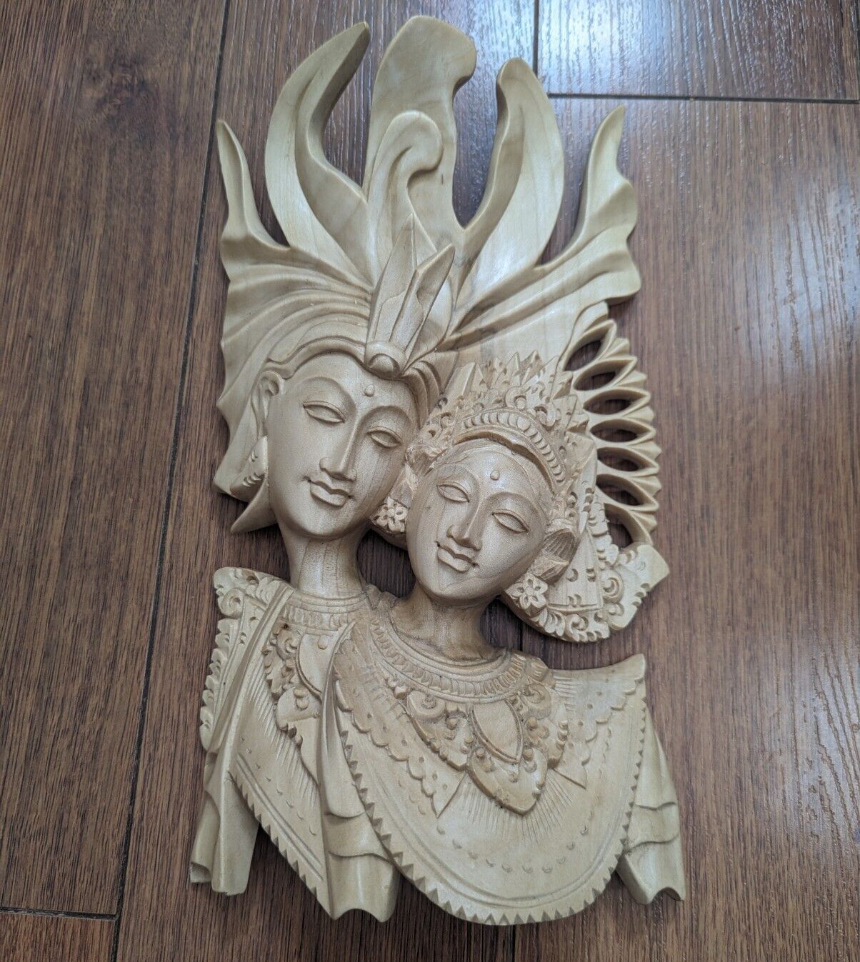 Balinese Indonesian Janger Dance Wood Love Statue Figure Man Woman King Queen