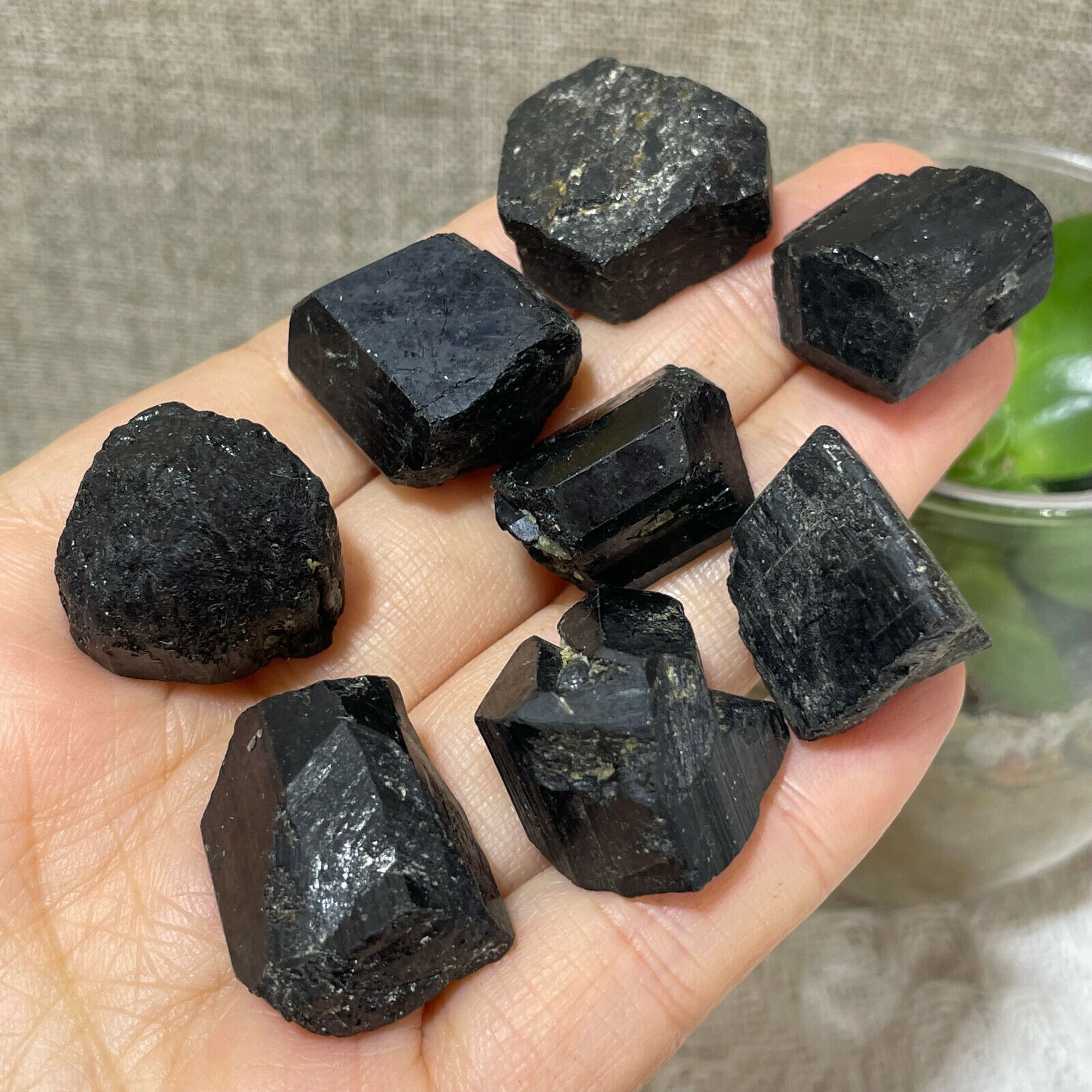 8pcs Natural Black Tourmaline Crystal Stone Gem Original Mineral Specimen 88g a9
