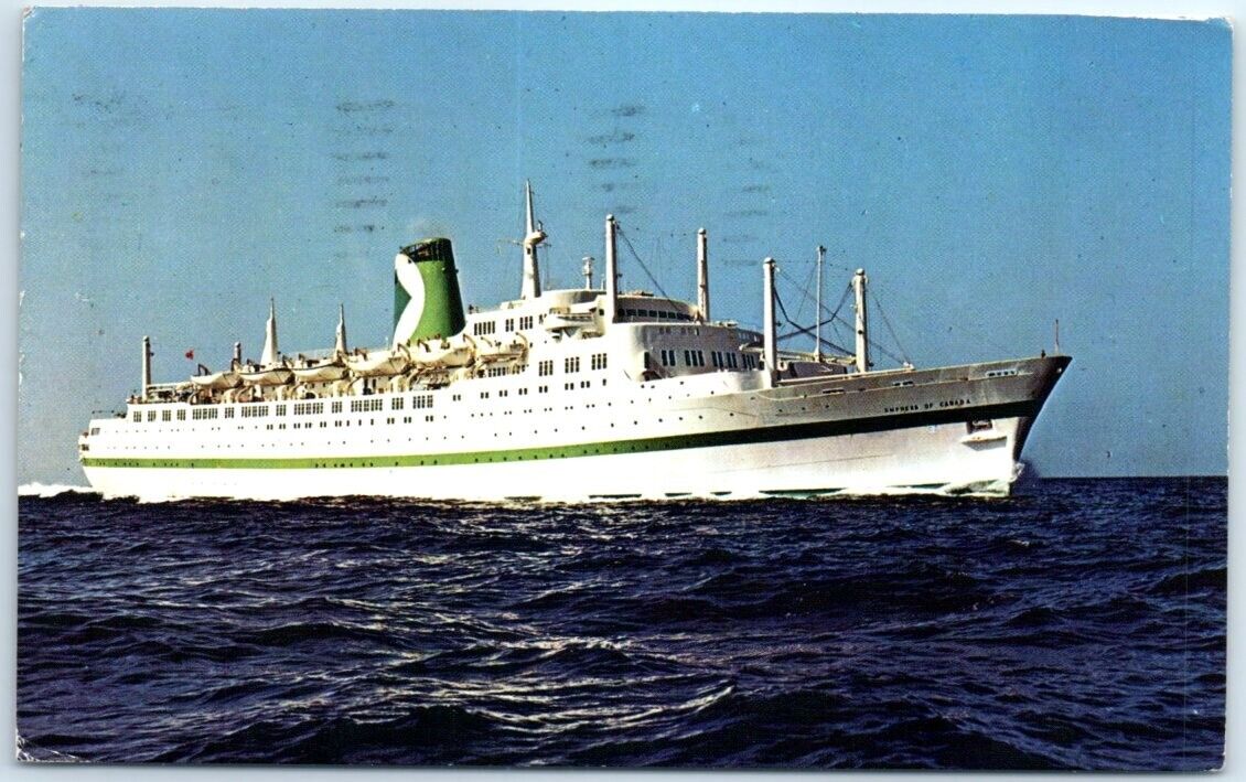 Postcard - Canadian Pacific Liner \