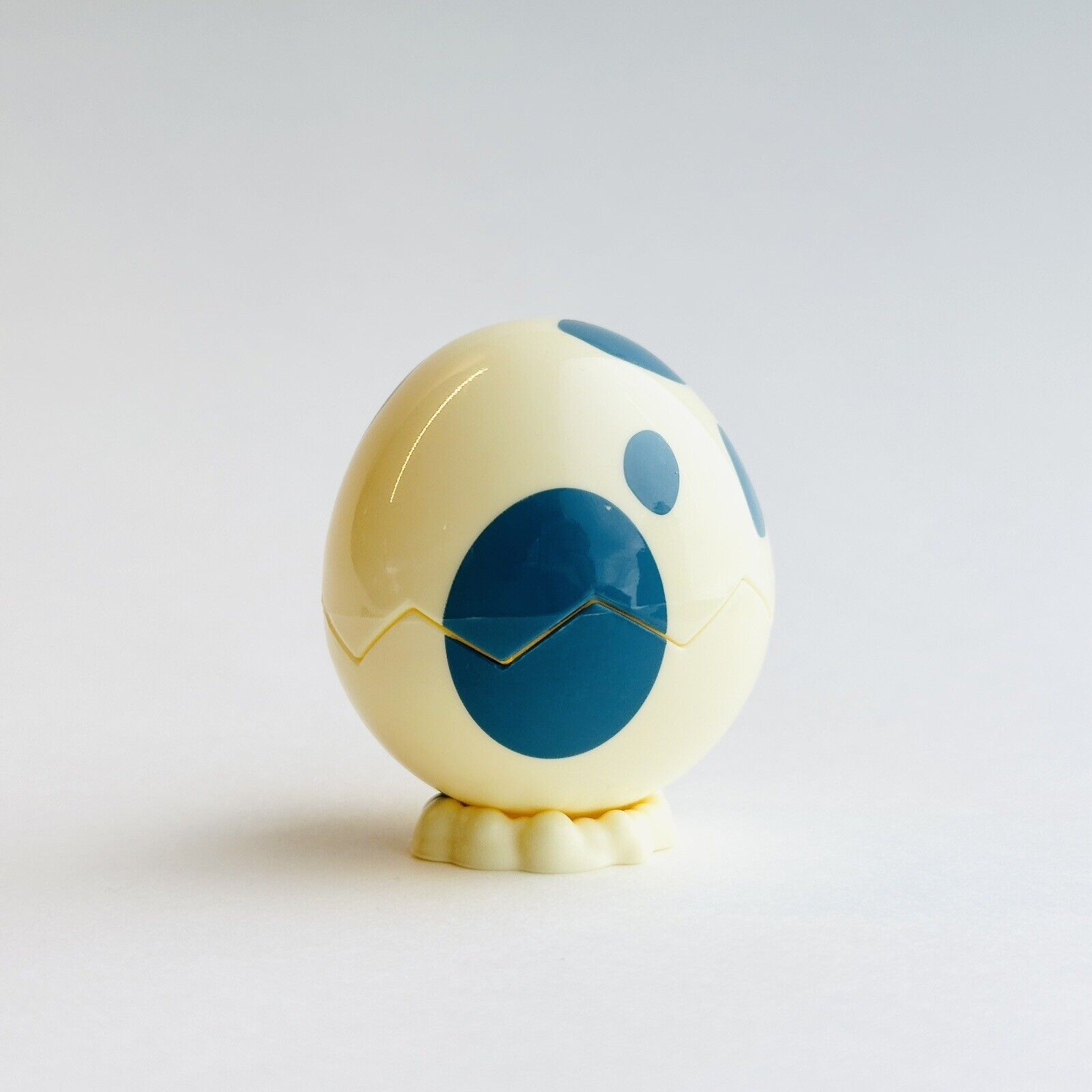 Official Pokemon Munchlax Empty Egg Tomy Figure Figures toy Toys Nintendo Japan