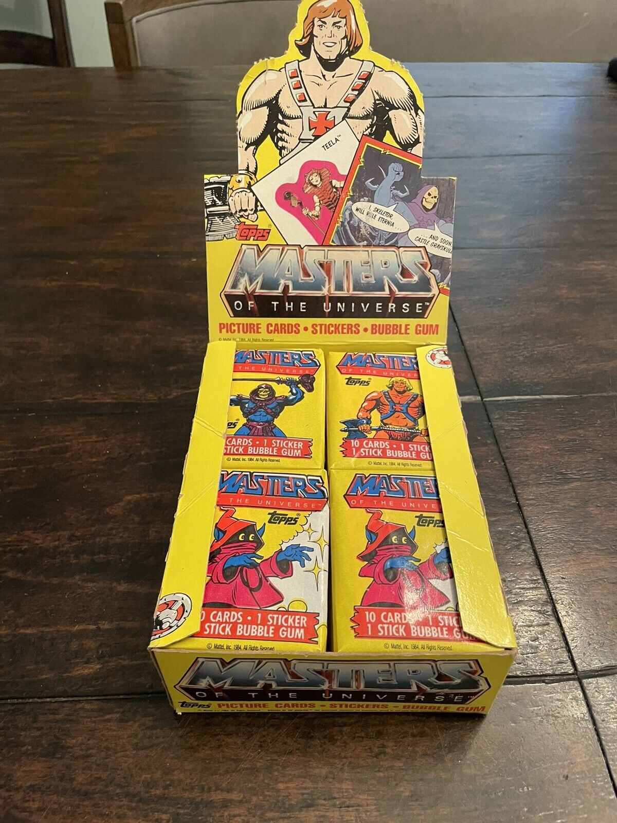 (1) Sealed Wax Pack MOTU Masters Of The Universe 1984 Topps He-Man Classic Rip