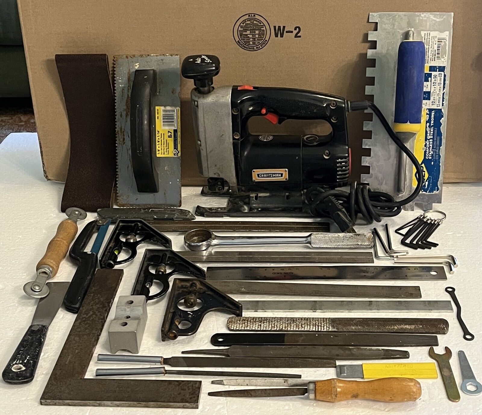35+pieces Tools: Saw Sears, Hex Keys, Squares/Levels, Trowels, Files, Knives