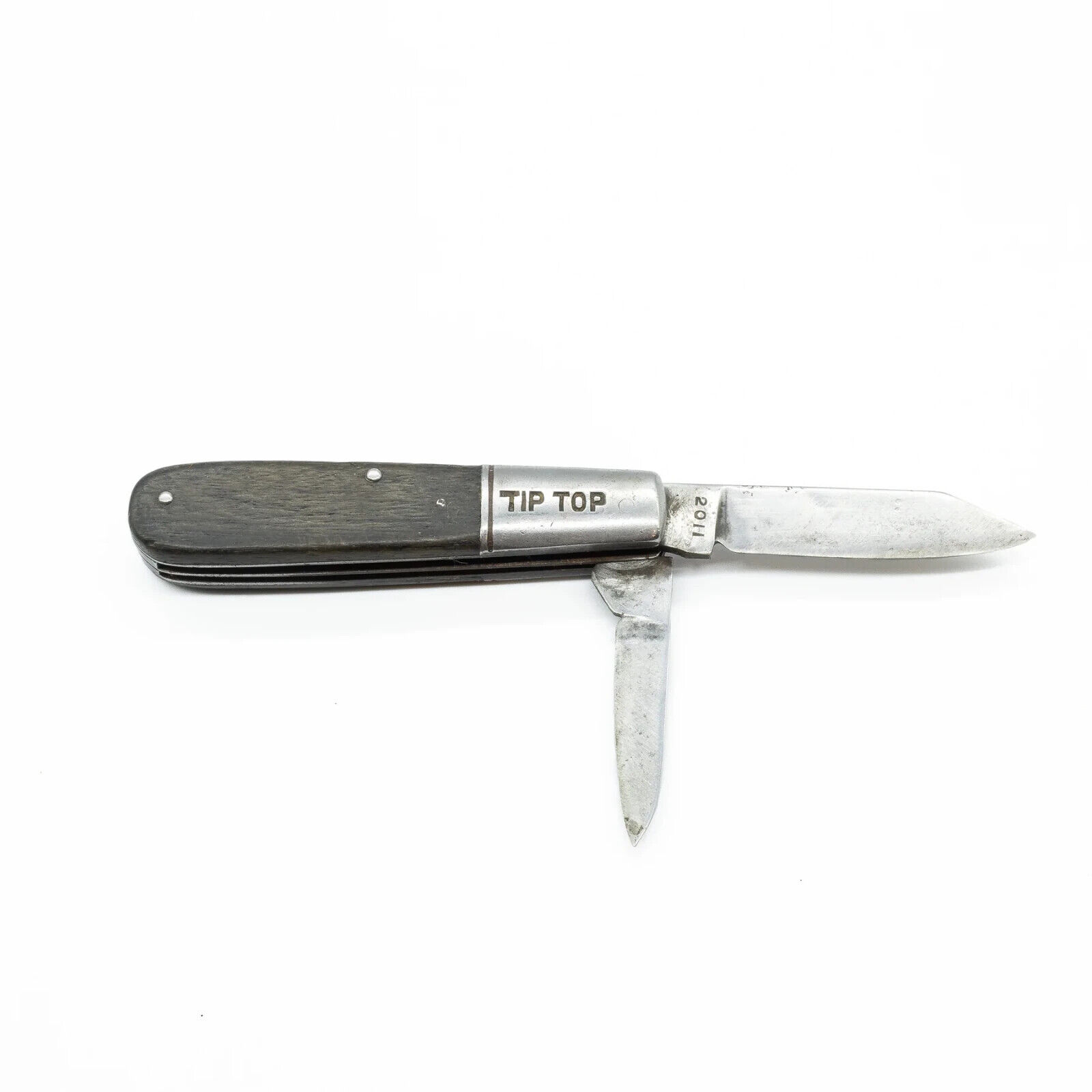 Vintage Camillus Cutlery Co. 4 Line Sword Brand Tip Top Two Blade Pocket Knife