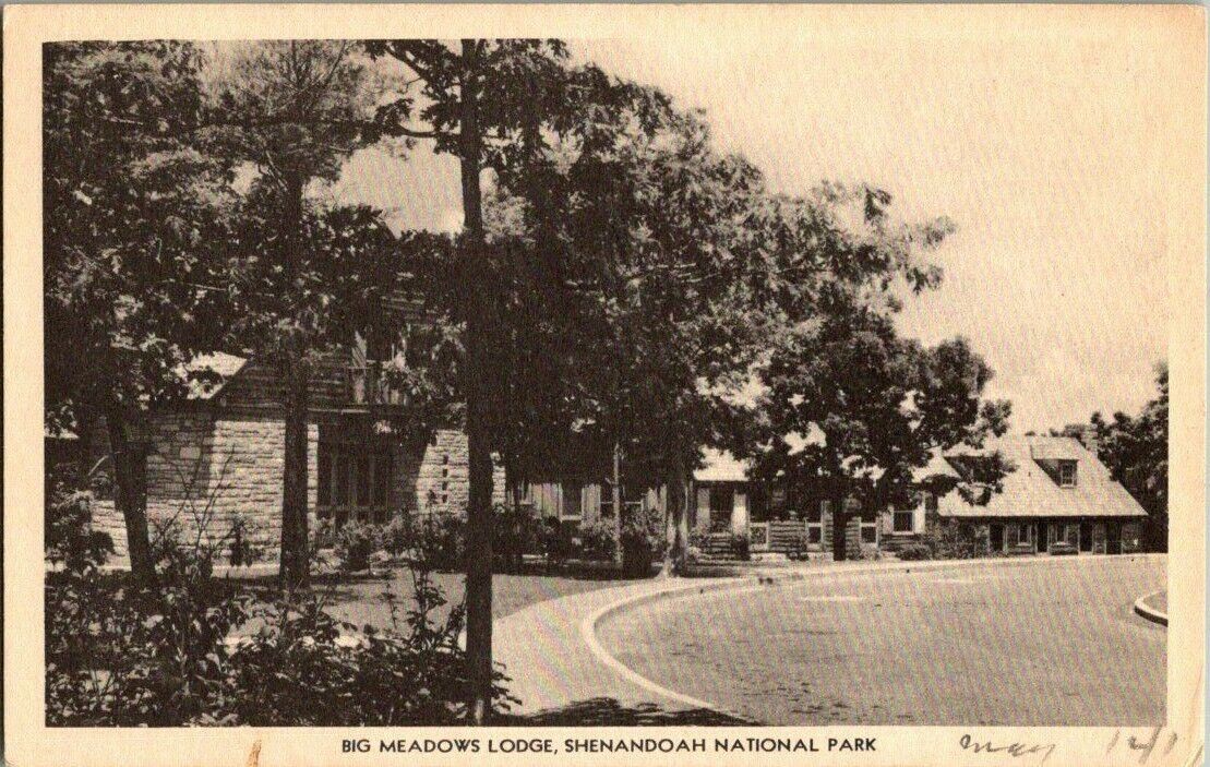 1930'S. BIG MEADOWS LODGE. SHENANDOAH NAT'L PARK. VIRGINIA POSTCARD TM14