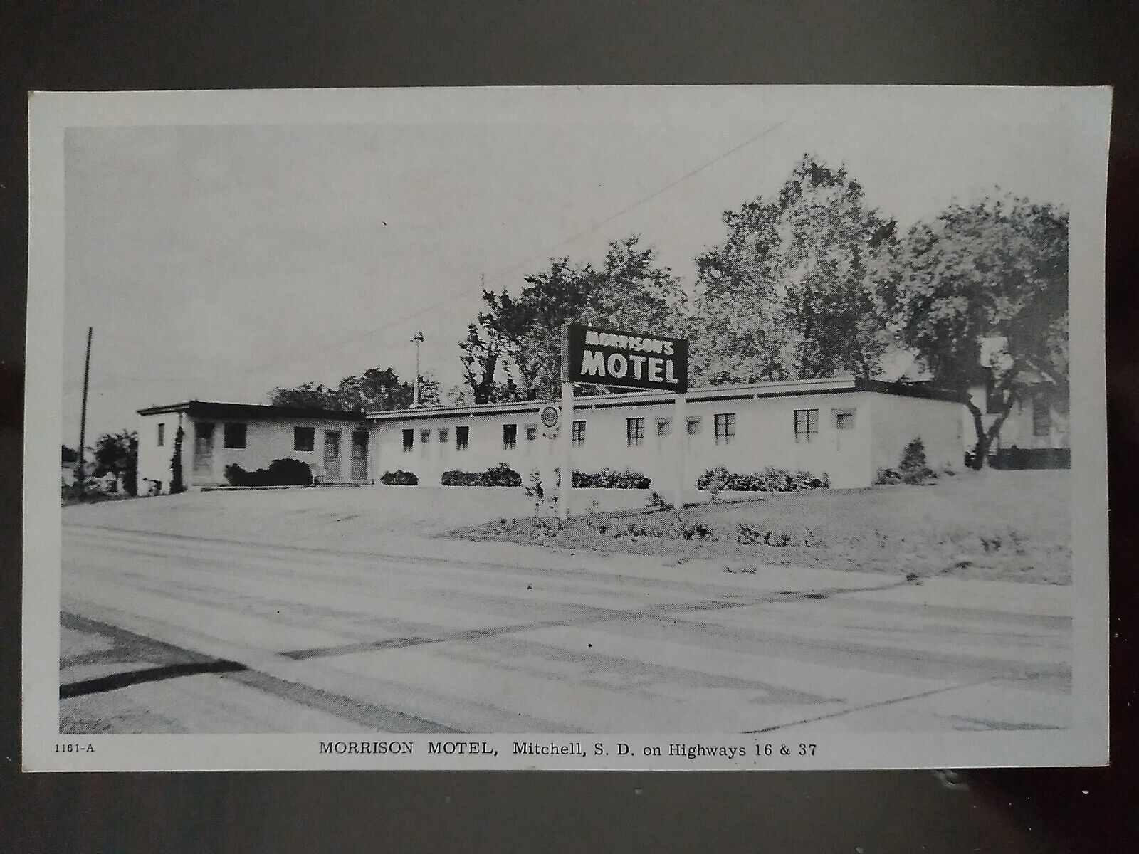 Morrison Motel, Mitchell, SD on Highways 16 & 37 - Mid 1900s, Rough Edges