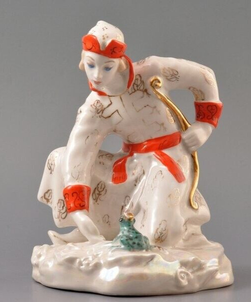 LFZ figurine , Ivan Tsarevich & Frog Princess, porcelain , USSR , Rare Vintage 