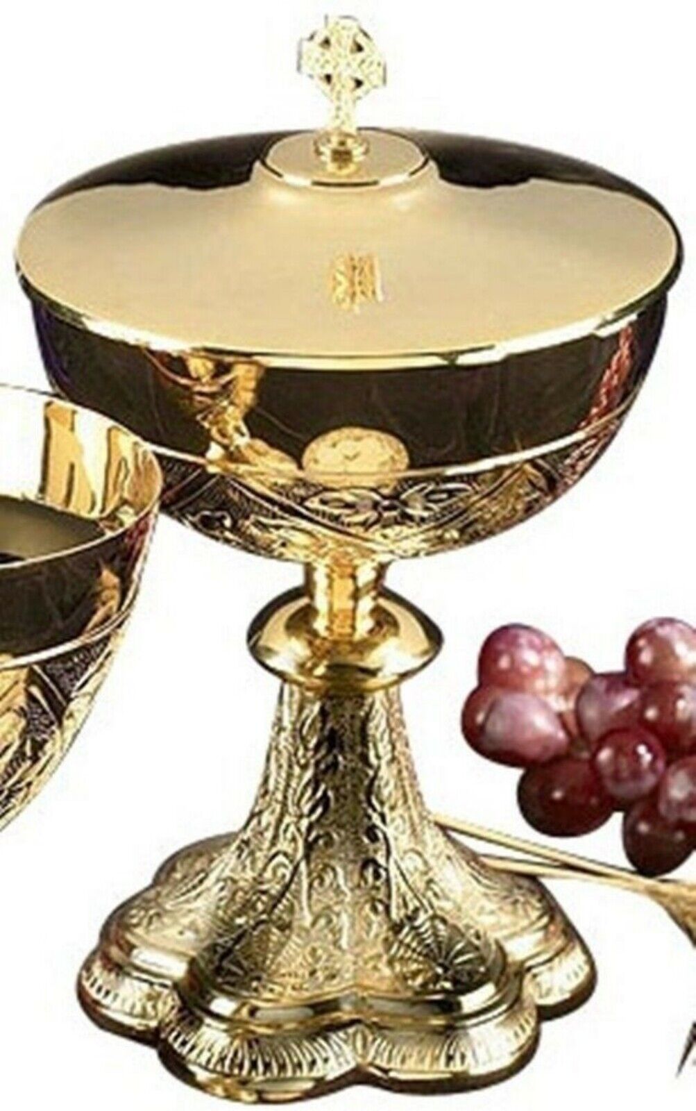 Gold Plated Vine Embossed Ciborium With Celtic Cross Handle Lid, 9 1/2 Inch N.G.